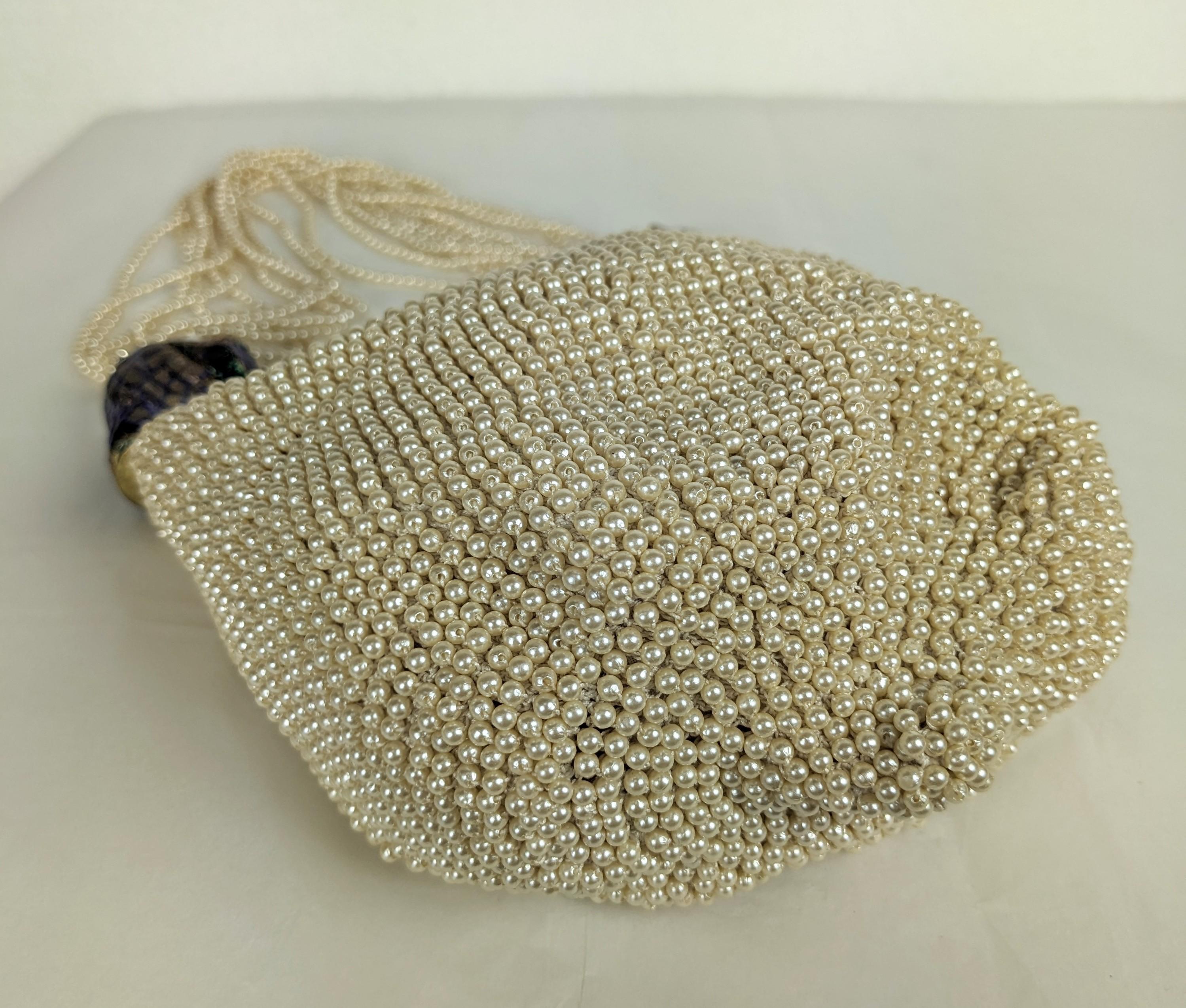 Insolita borsa con perle in vendita 3