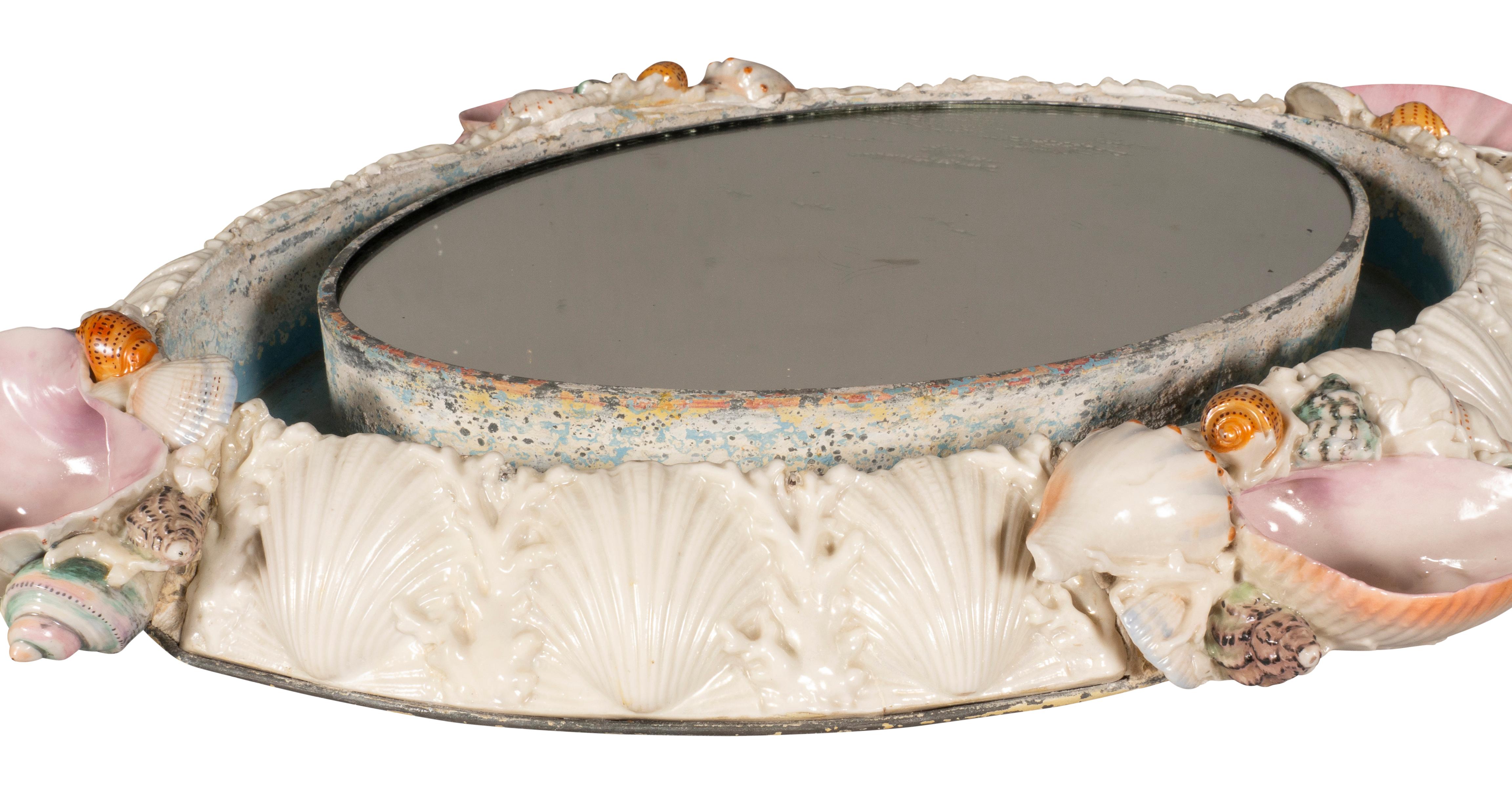 Unusual Porcelain Plateau With Sea Shell Decoration For Sale 7