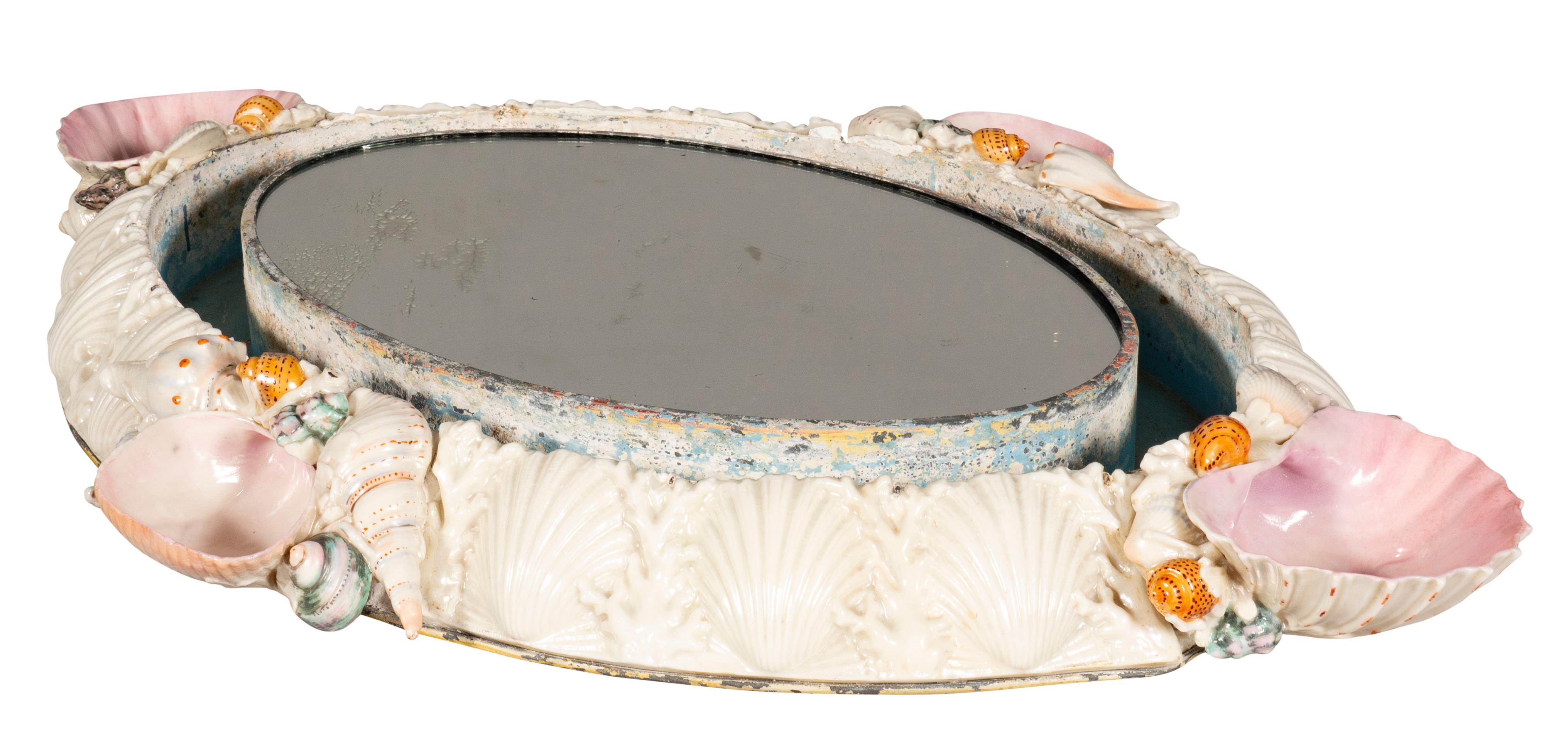 Unusual Porcelain Plateau With Sea Shell Decoration For Sale 8
