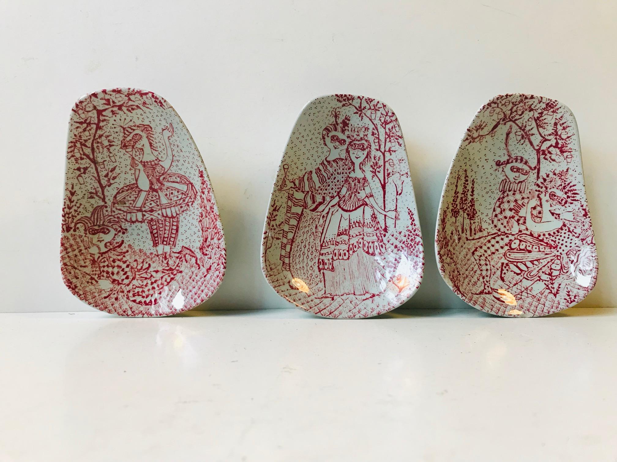 Danois Bols inhabituels en poterie par Bjorn Wiinblad pour Nymølle, 1970, ensemble de 3 en vente