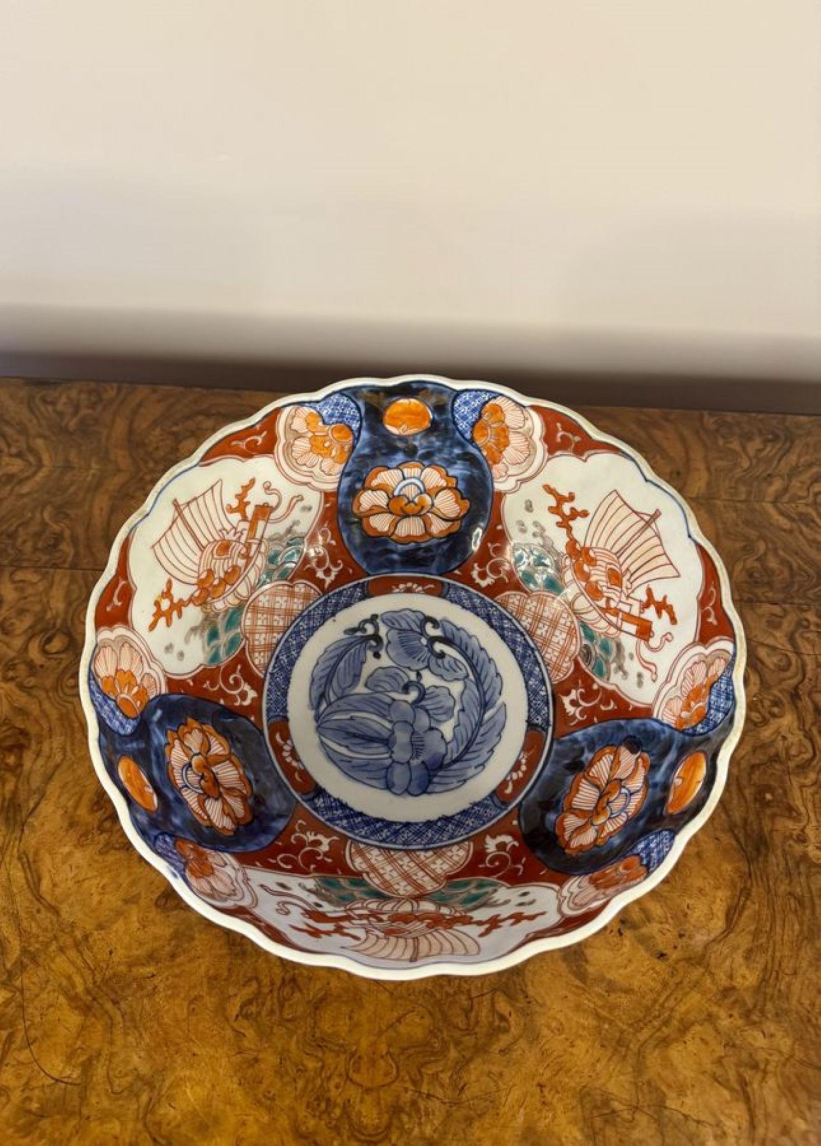 Cuenco imari japonés antiguo de calidad inusual en Bueno estado para la venta en Ipswich, GB
