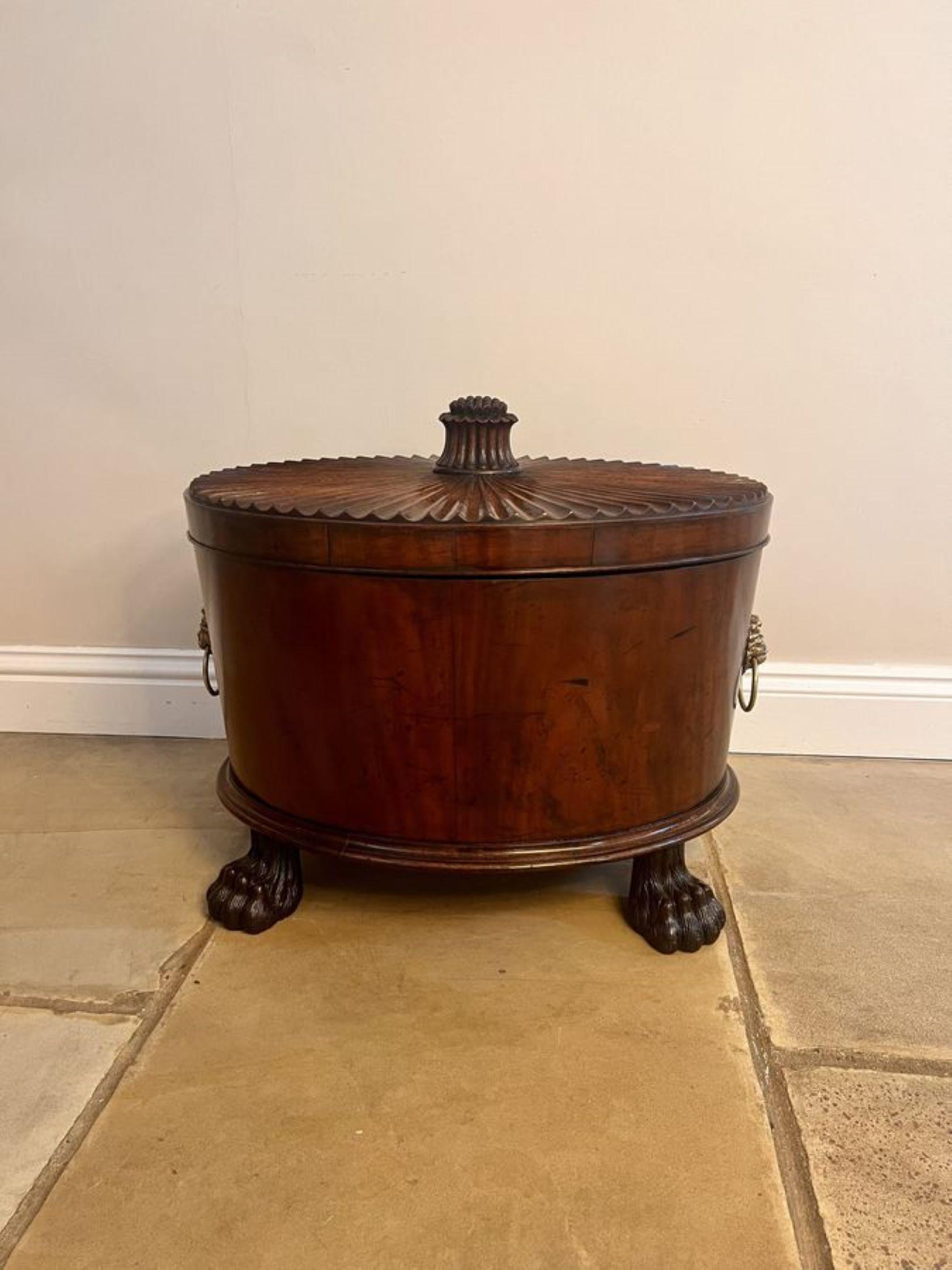 Unusual rare pair of antique George III quality mahogany wine coolers  In Good Condition For Sale In Ipswich, GB