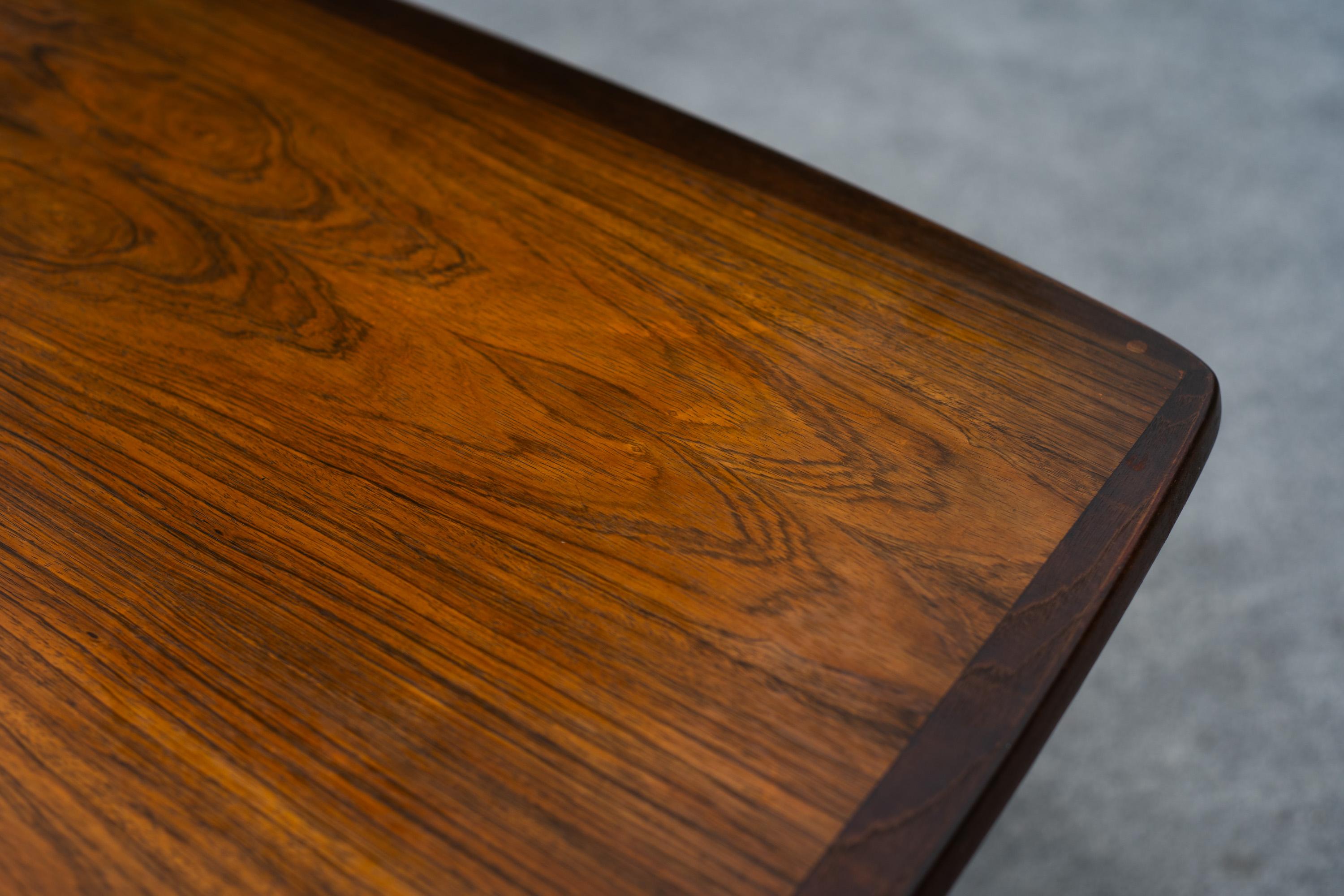 Inusual mesa de comedor de palisandro Rastad & Relling para Gustav Modelo R3 con 2 hojas en venta 5