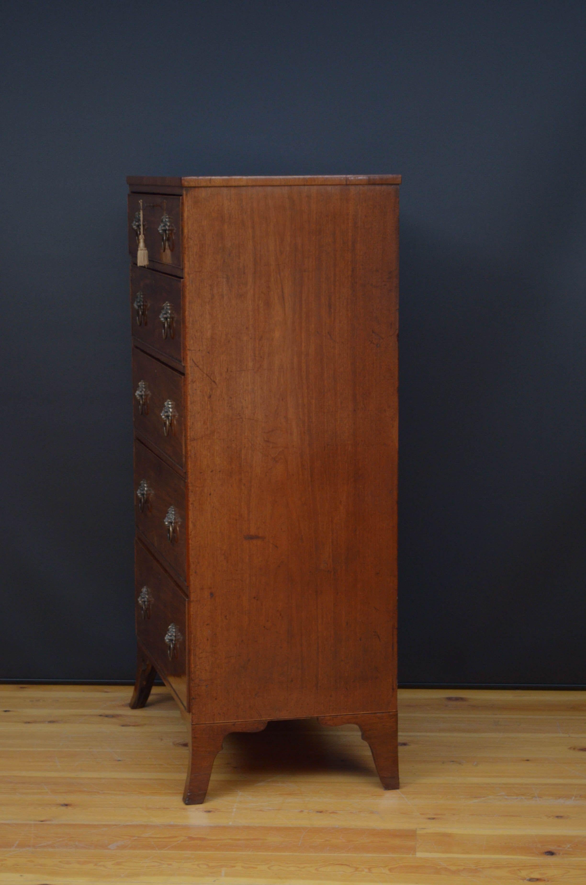 Unusual Regency Mahogany Chest of Drawers For Sale 9