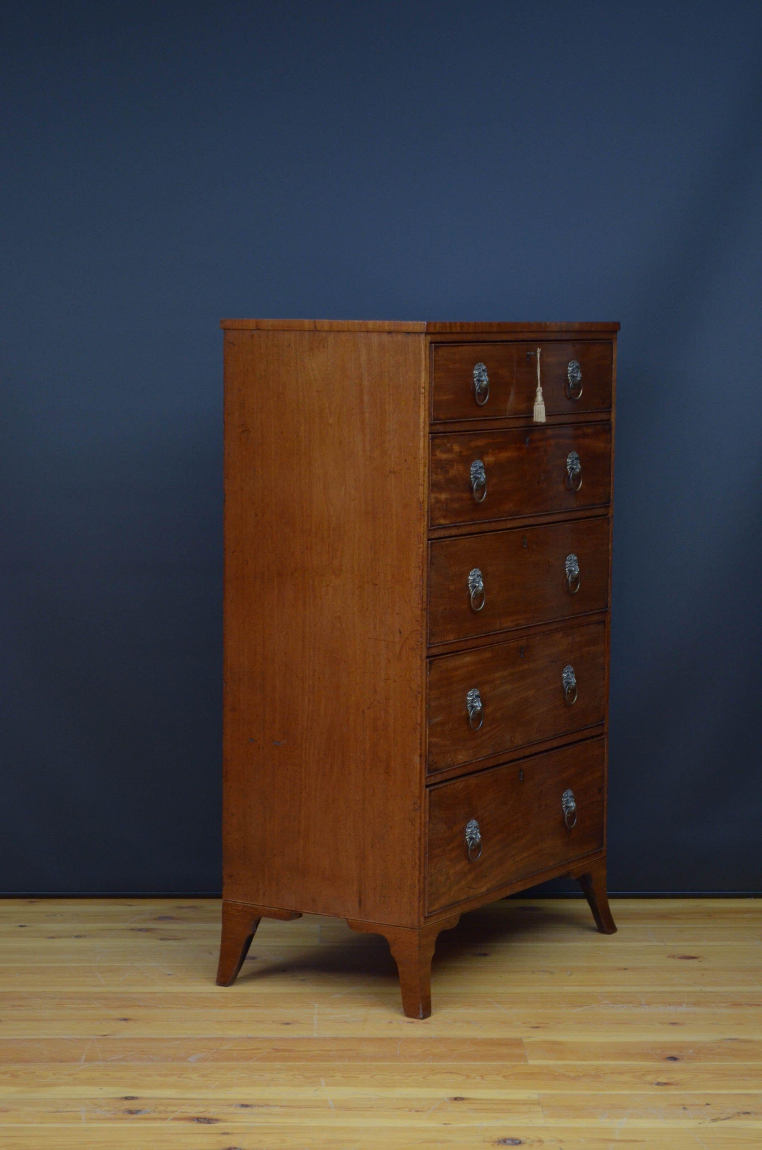 Unusual Regency Mahogany Chest of Drawers For Sale 10