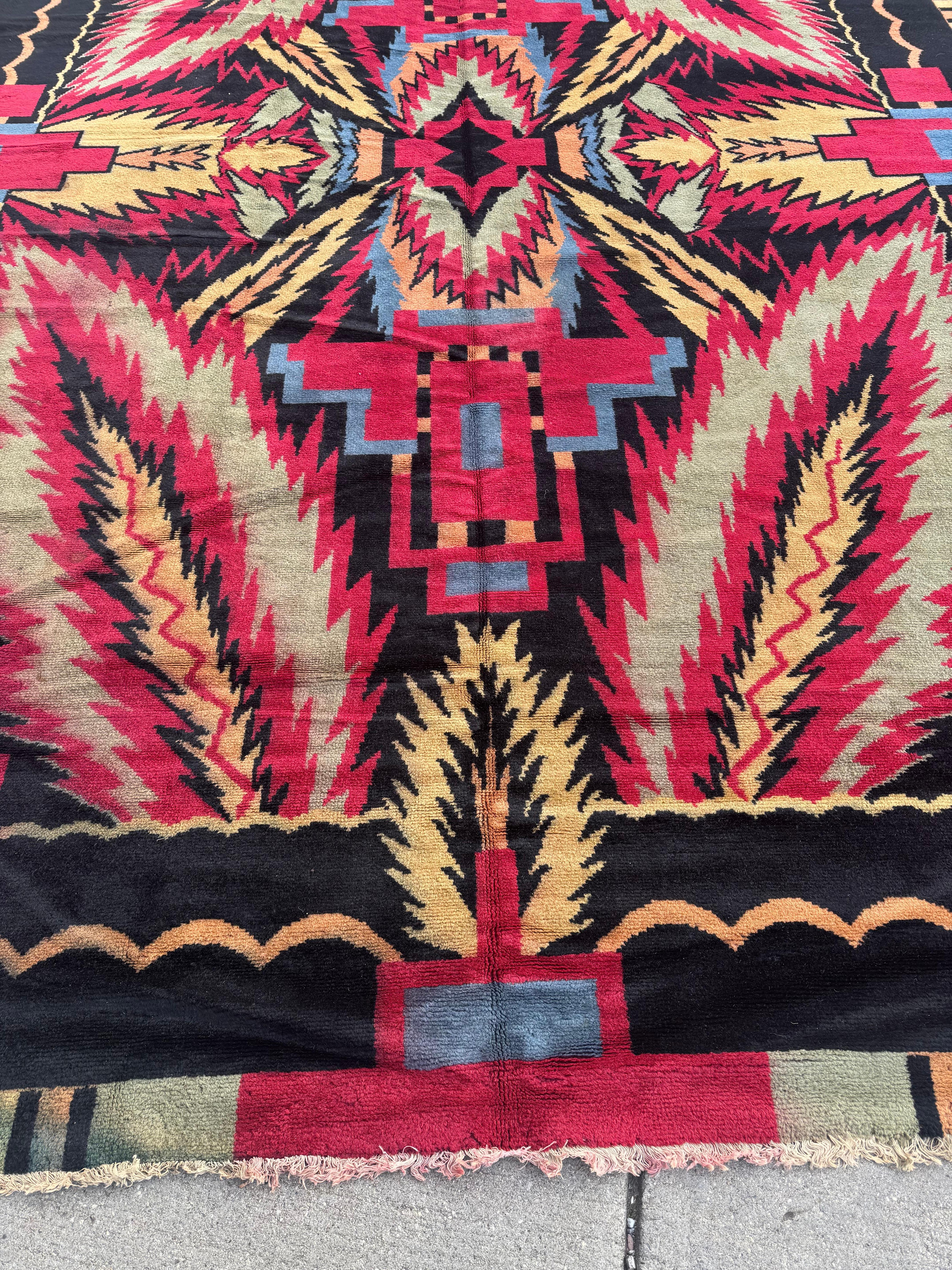 Mid-20th Century Unusual Room Size Indian Art Deco Rug.  9' x 13' For Sale
