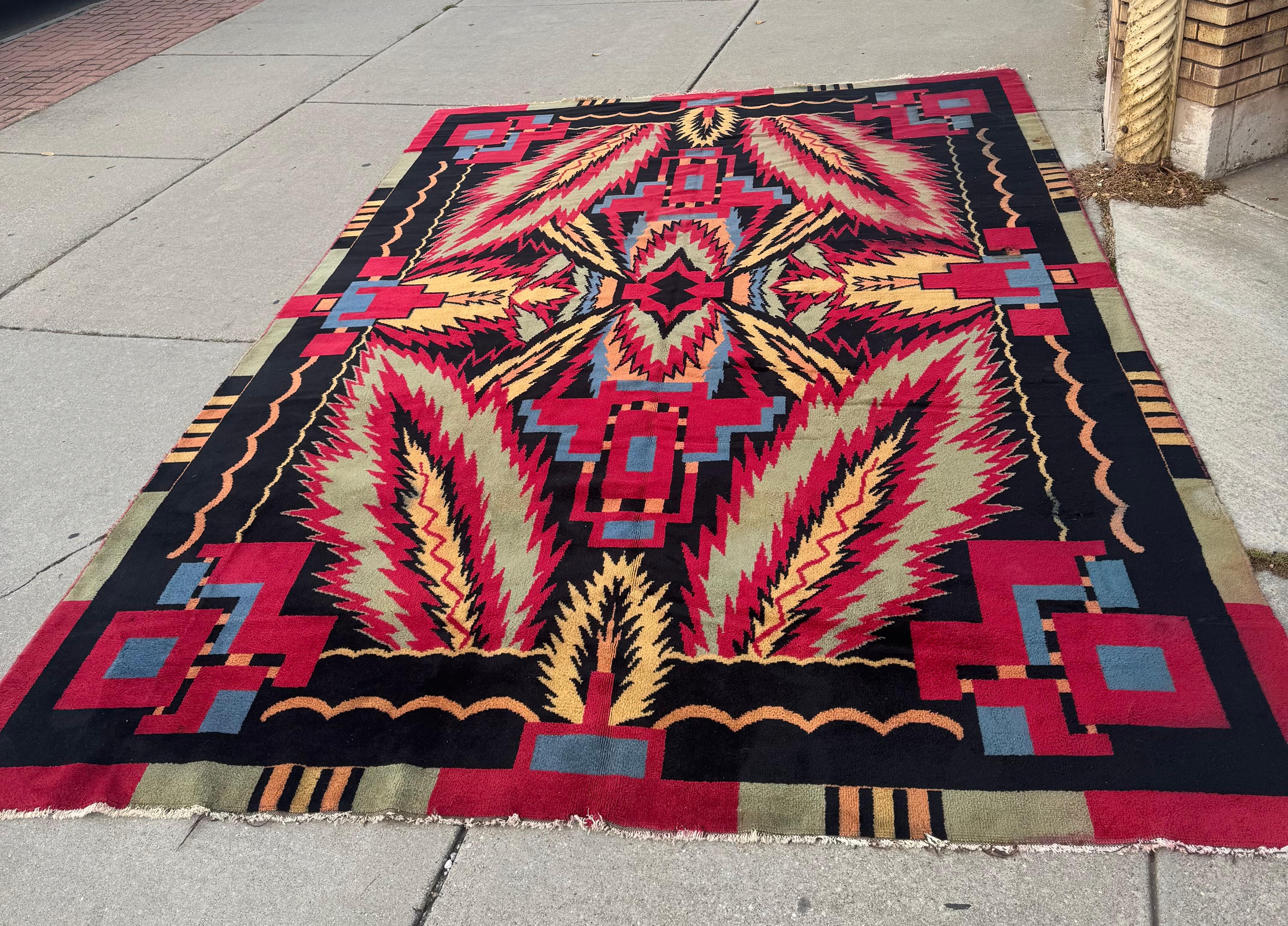 Unusual Room Size Indian Art Deco Rug.  9' x 13' For Sale 1