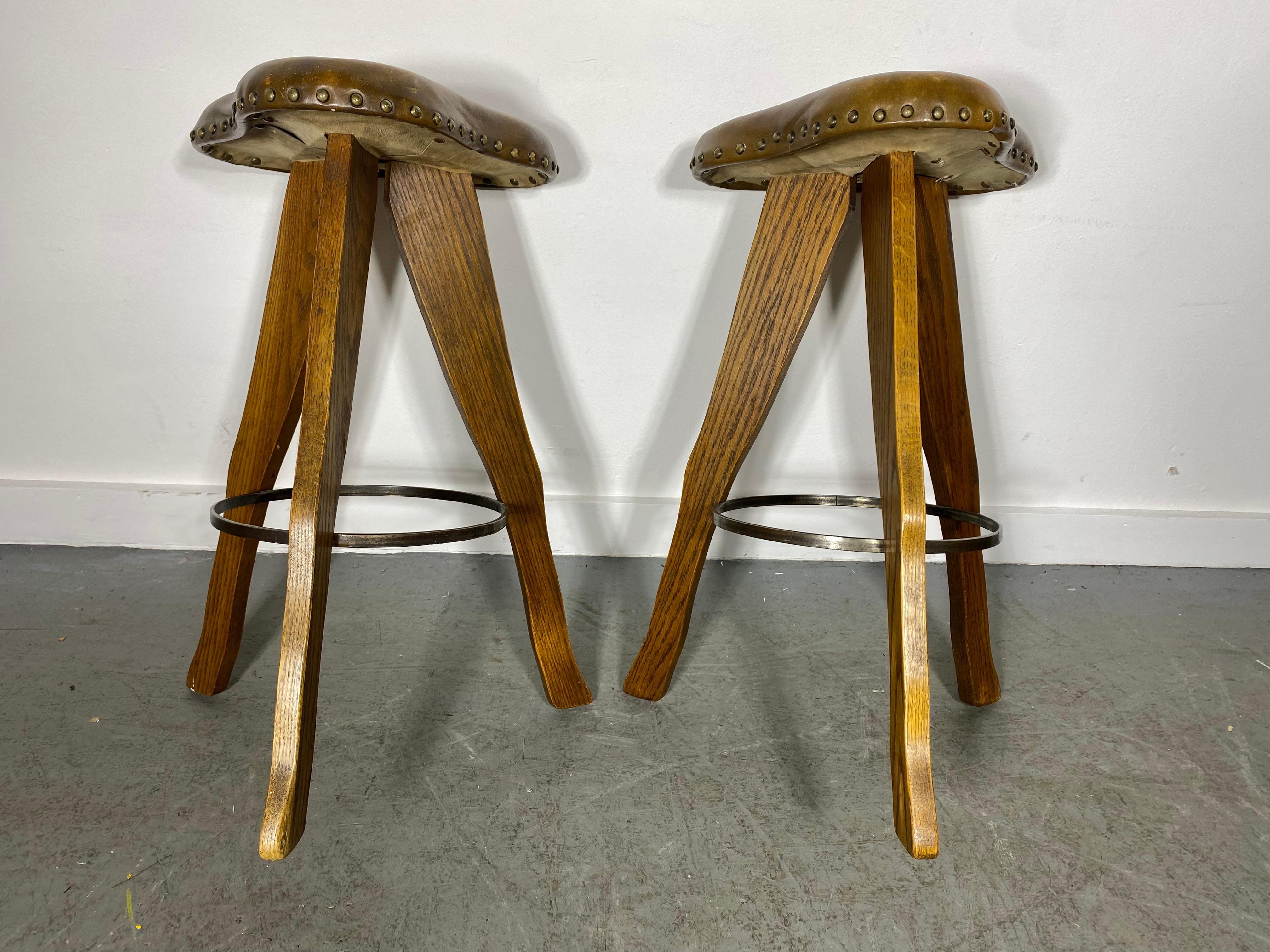 Late 20th Century Unusual Rustic / Modern Farmhouse Oak and Leather Stools, Clover Shape Tops For Sale
