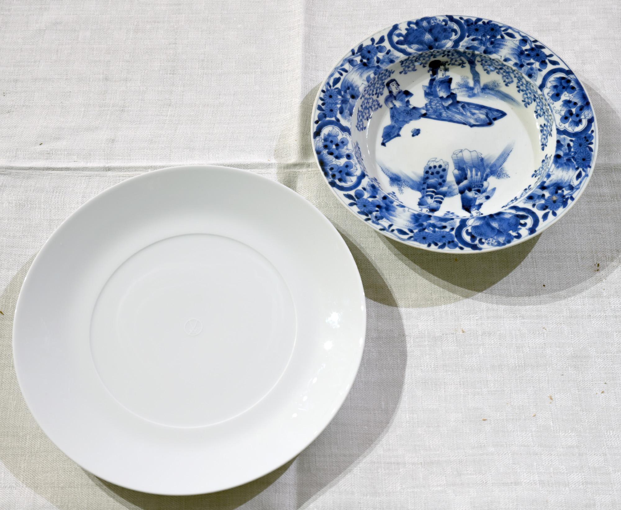 Porcelain Unusual Set of 18th Century Blue and White Plates, Platers and Lidded Plates For Sale