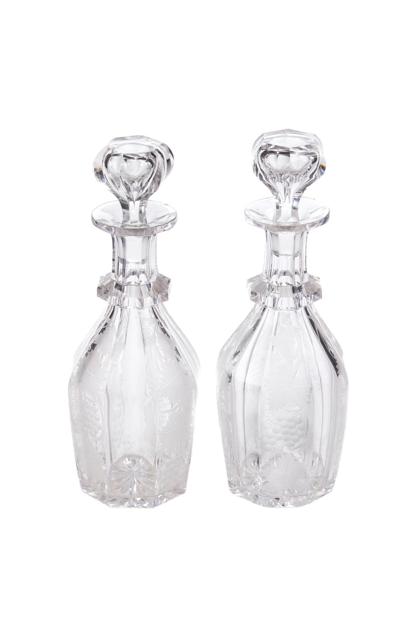 Unusual Set of 3 Antique Etched Glass Decanters, circa 1870 In Excellent Condition In Stutton, GB