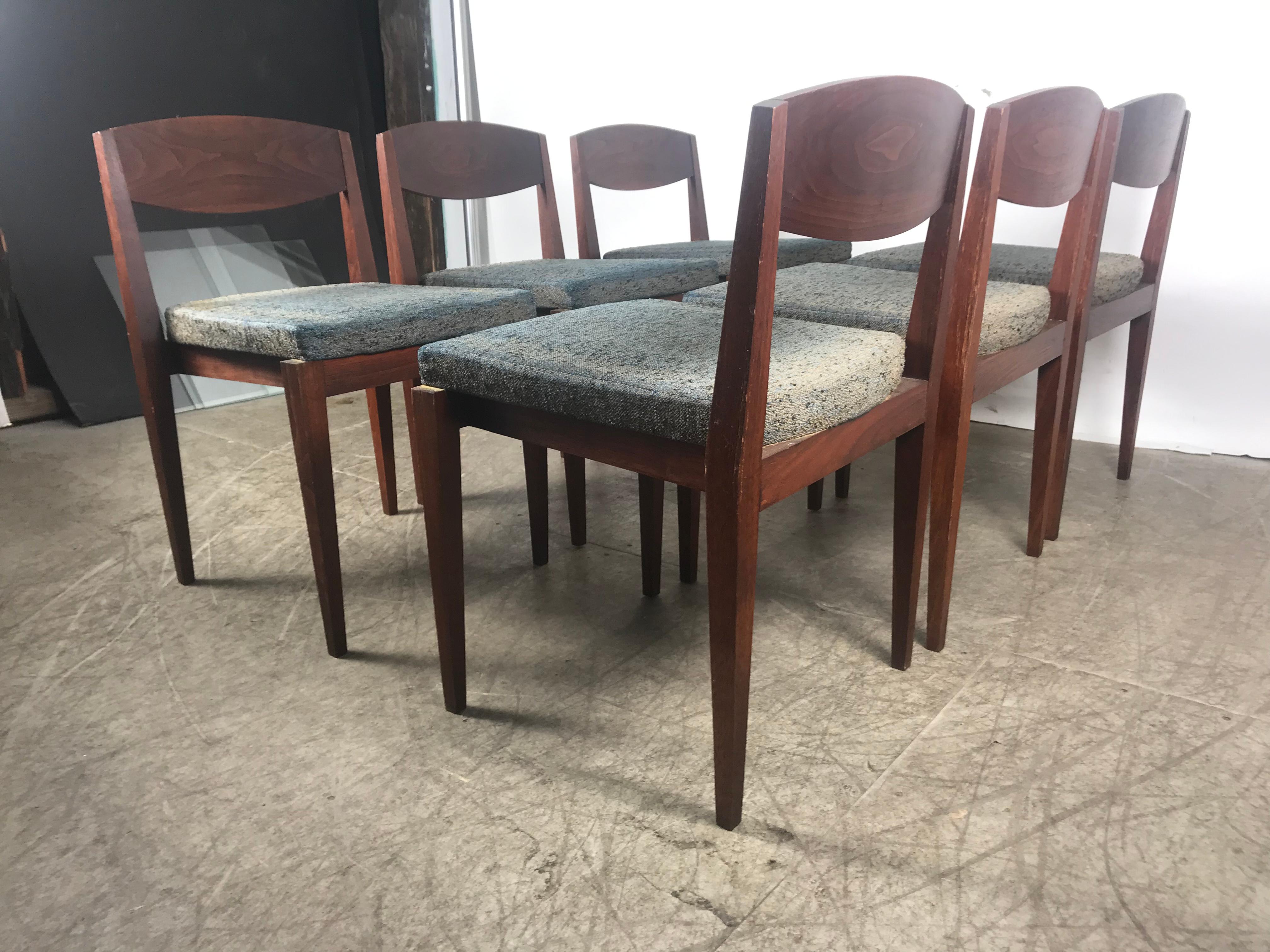 Ensemble inhabituel de 6 chaises de salle à manger modernistes américaines, design architectural en vente 3