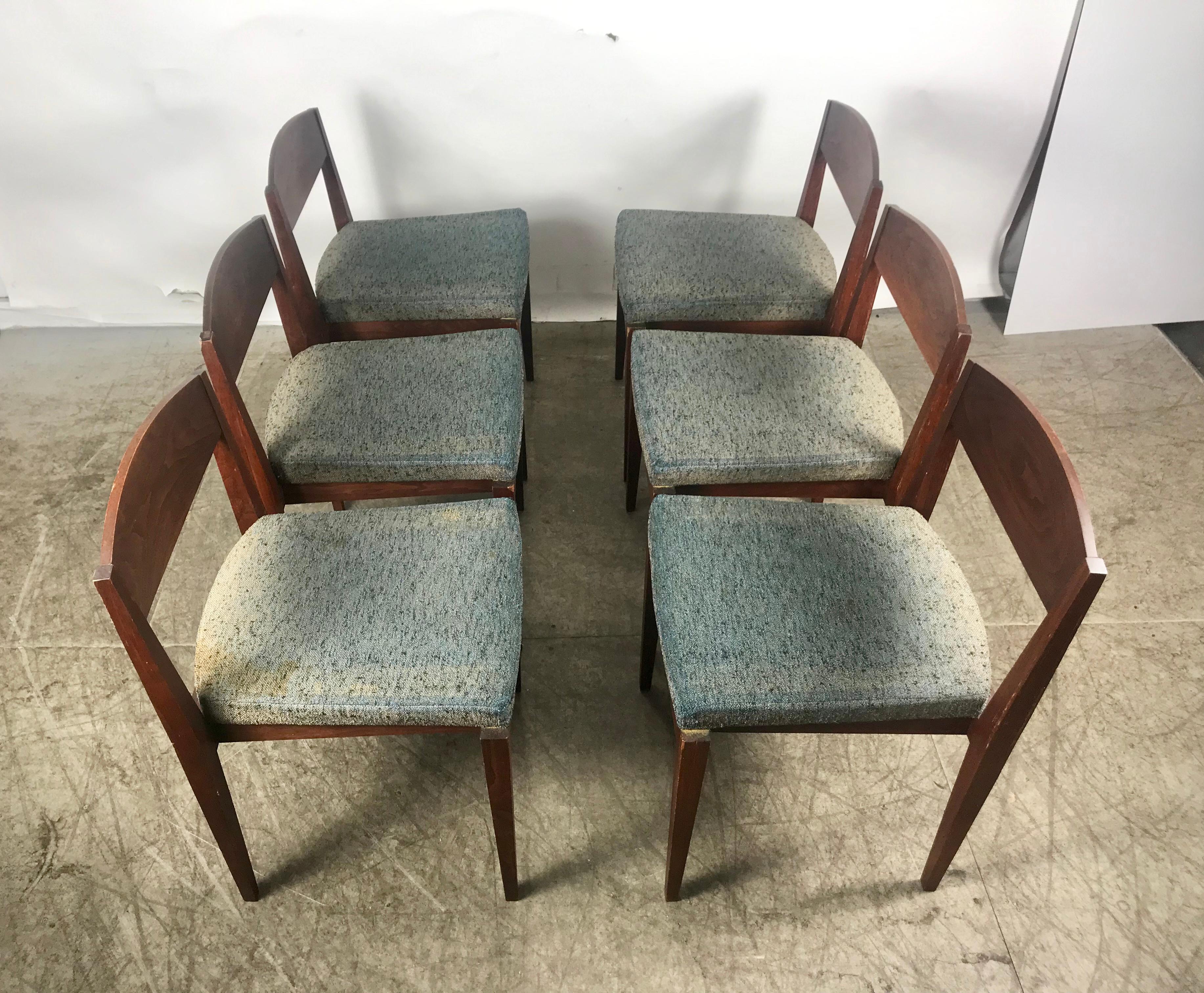 Unusual Set of 6 American Modernist Dining Chairs, Architectural Design In Good Condition For Sale In Buffalo, NY