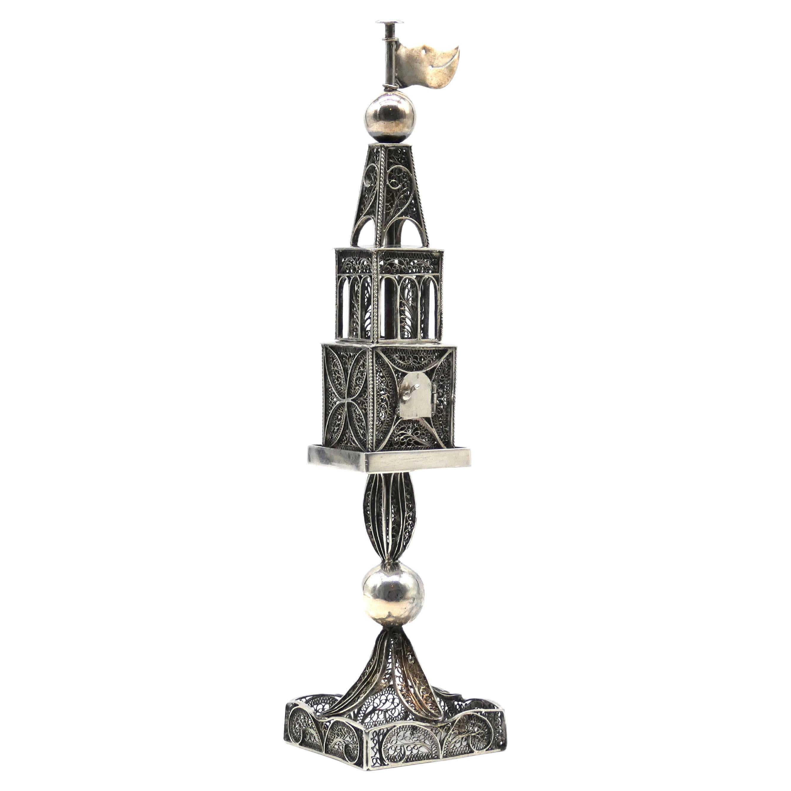 Inusual torre de especias de filigrana de plata , Austria circa 1880