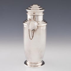 Inusual coctelera de plata c1925