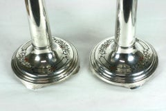 Ungewöhnliche Art-Déco-Kerzenständer aus Sterling und Emaille