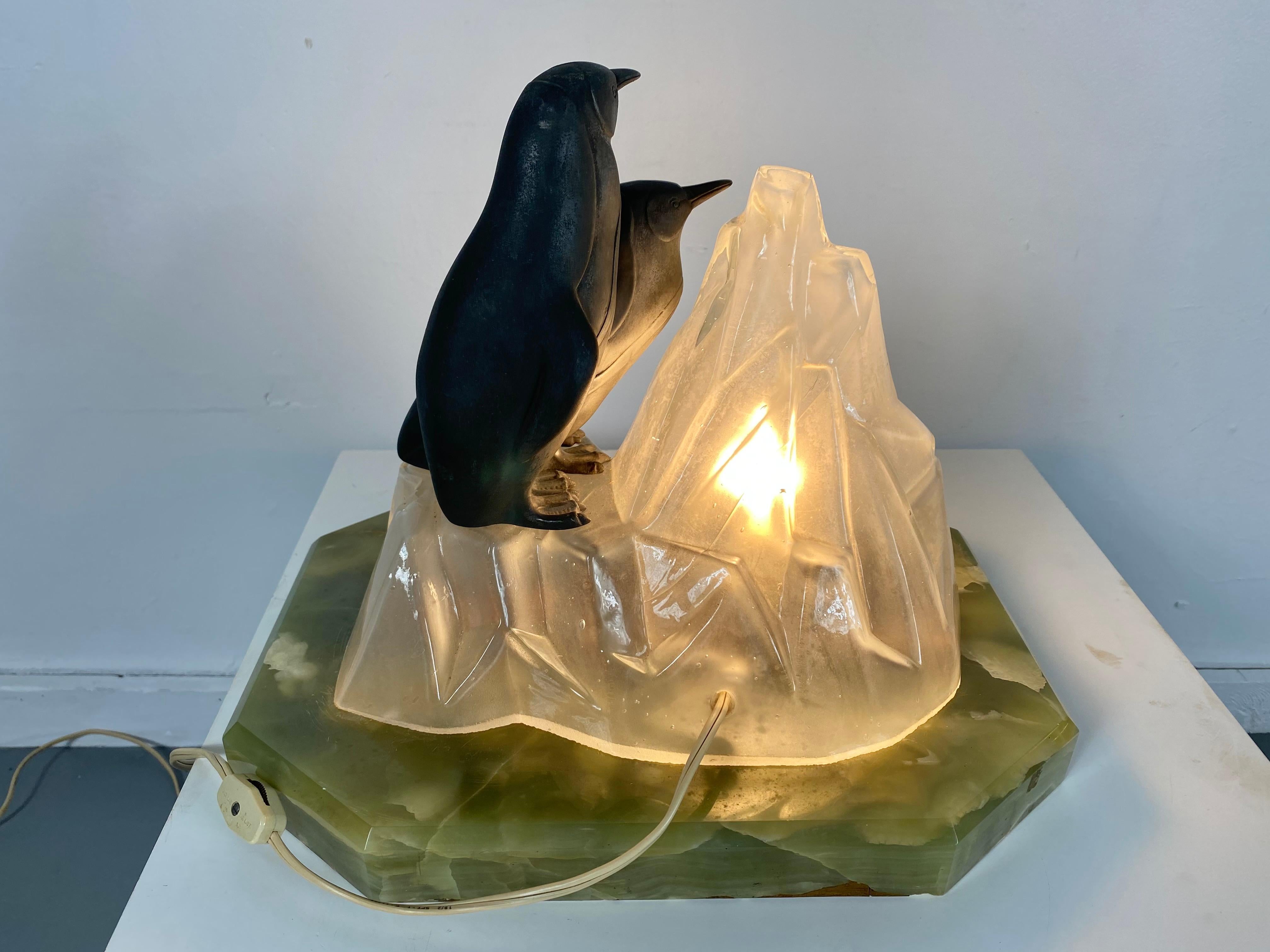 American Unusual, Stylized Art Deco Penguin's and Glass Ice Glacier Table Lamp