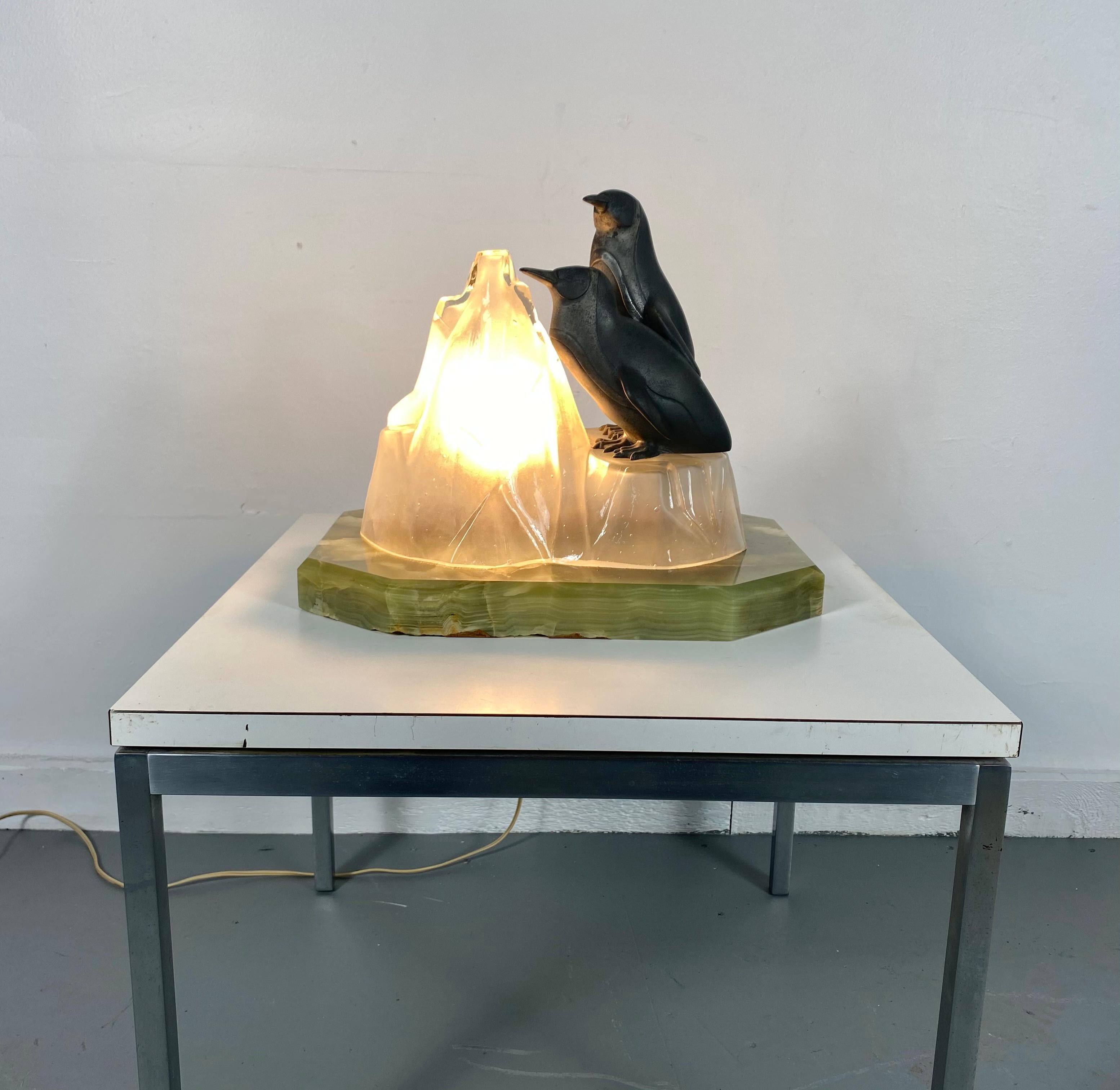 Unusual, Stylized Art Deco Penguin's and Glass Ice Glacier Table Lamp 2
