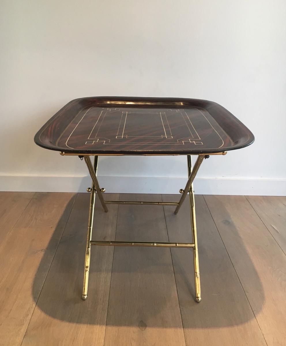 Insolite table à plateau en laiton avec plateau en tôle laquée, circa 1950 en vente 7