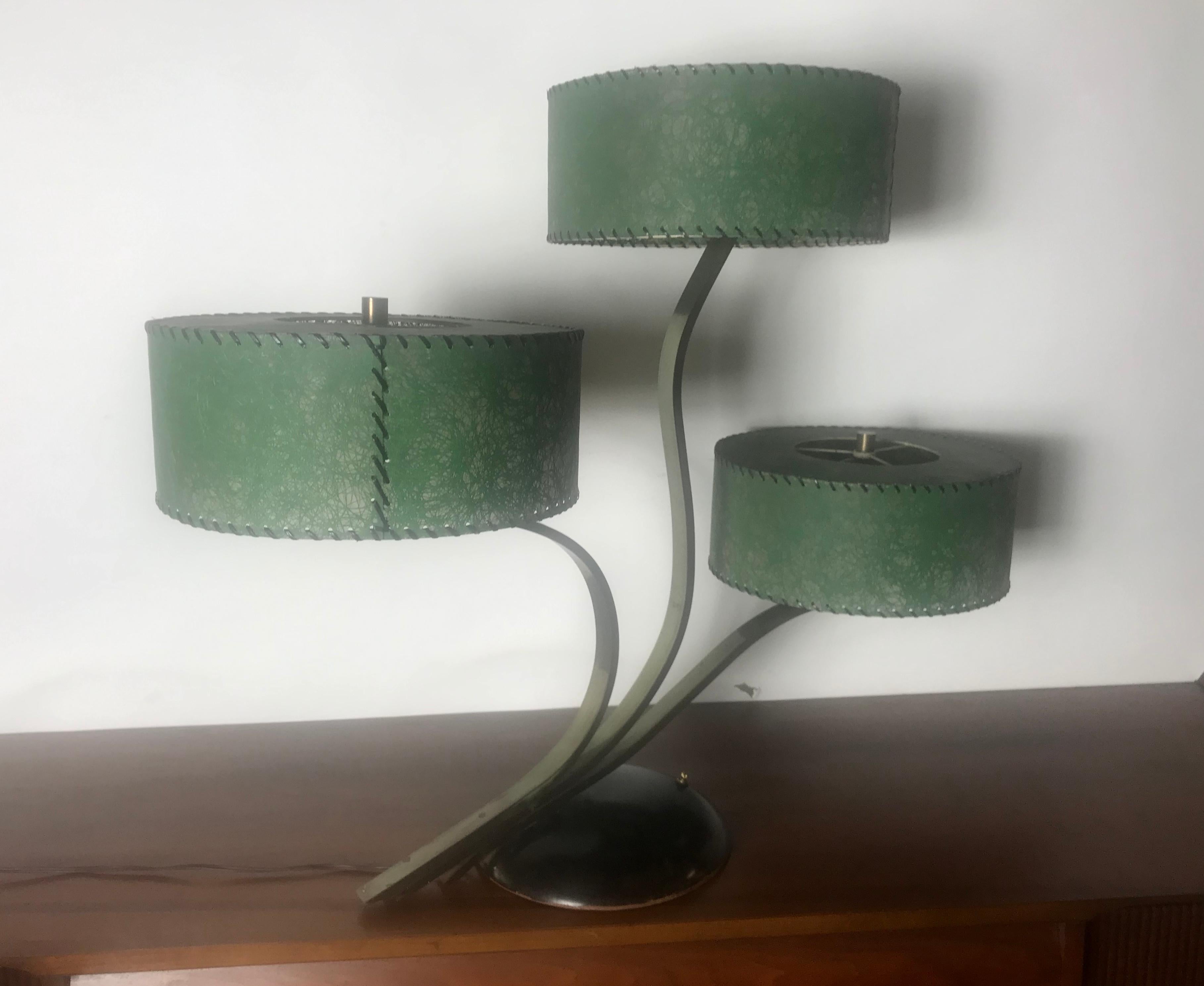 Unusual Triple Shade Table Lamp, , Majestic Lamp Company, , Green Fiberglass Shades In Good Condition In Buffalo, NY