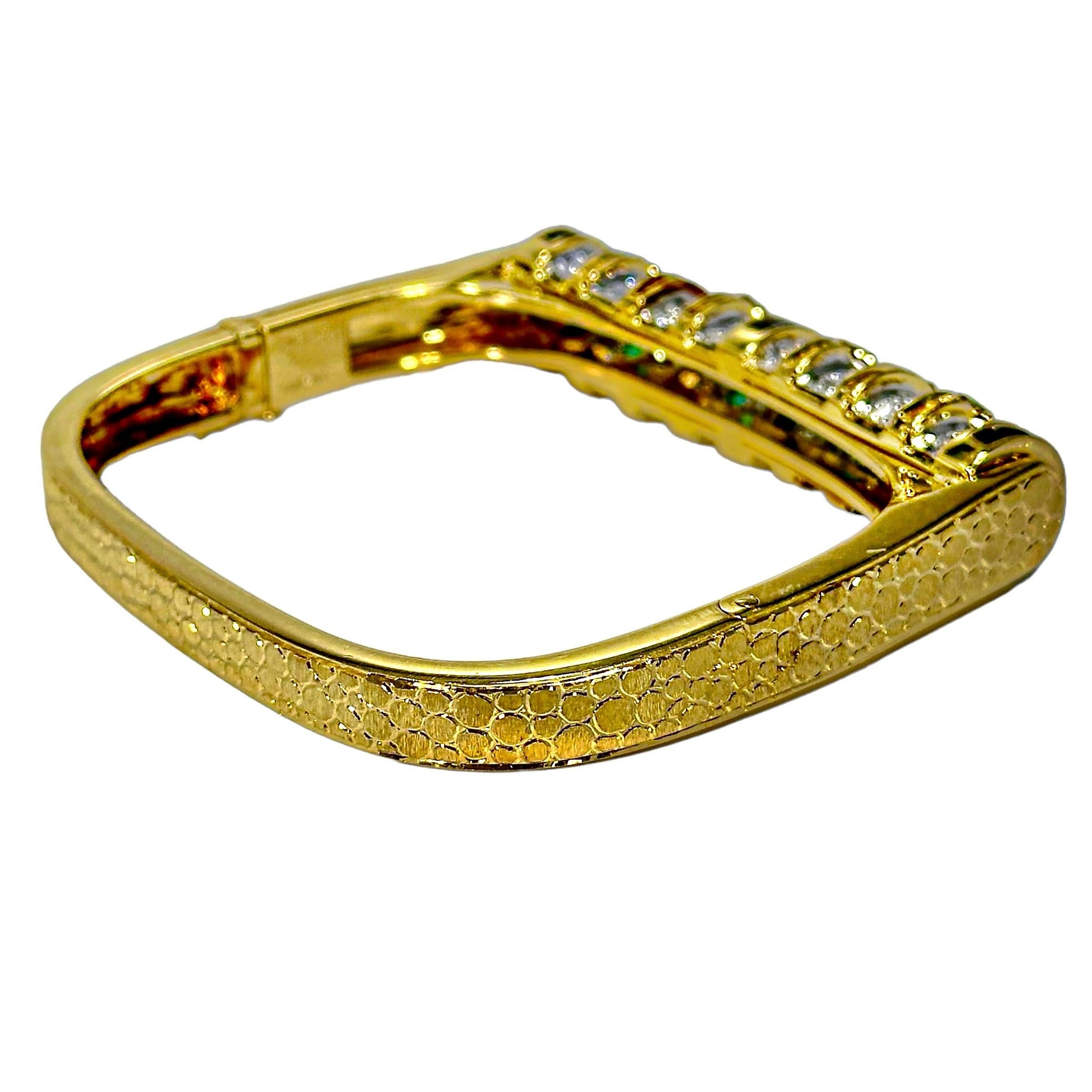 Bracelet jonc inhabituel en or jaune 18 carats en forme de U avec diamant, rubis, saphir et émeraude 2
