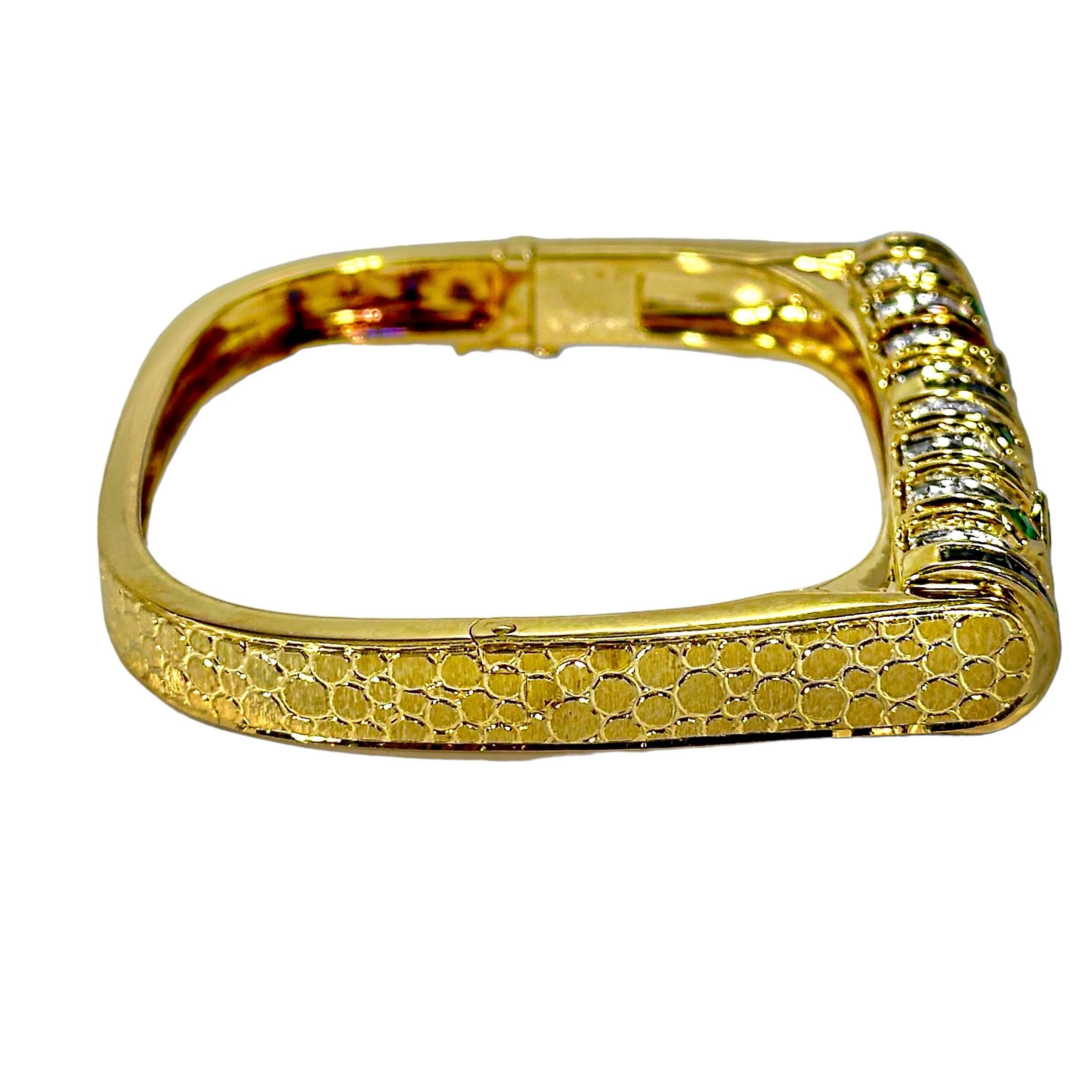 Bracelet jonc inhabituel en or jaune 18 carats en forme de U avec diamant, rubis, saphir et émeraude 3