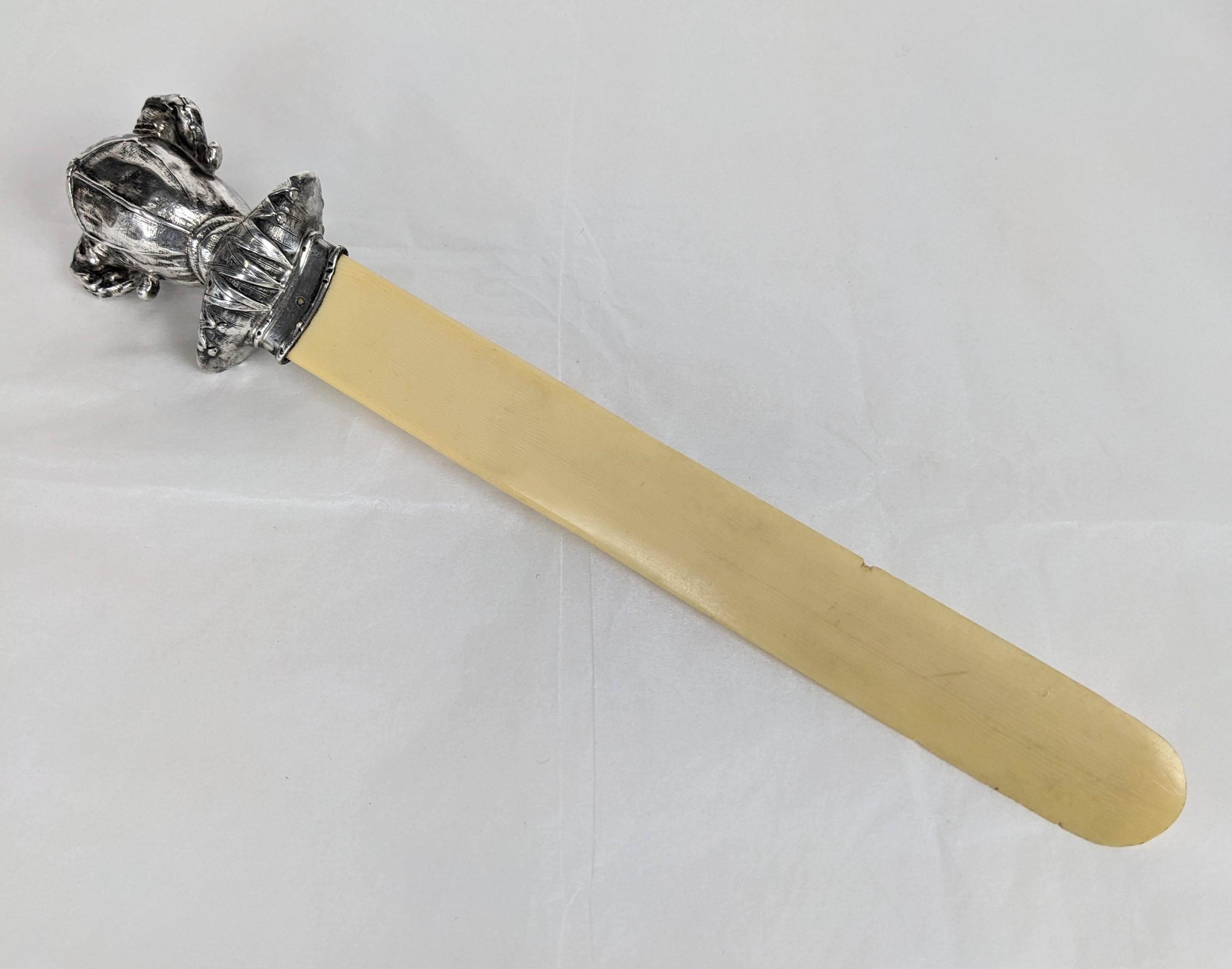 Ungewöhnlicher Brieföffner der Gebrüder Unger aus Sterling Jester (Art nouveau) im Angebot