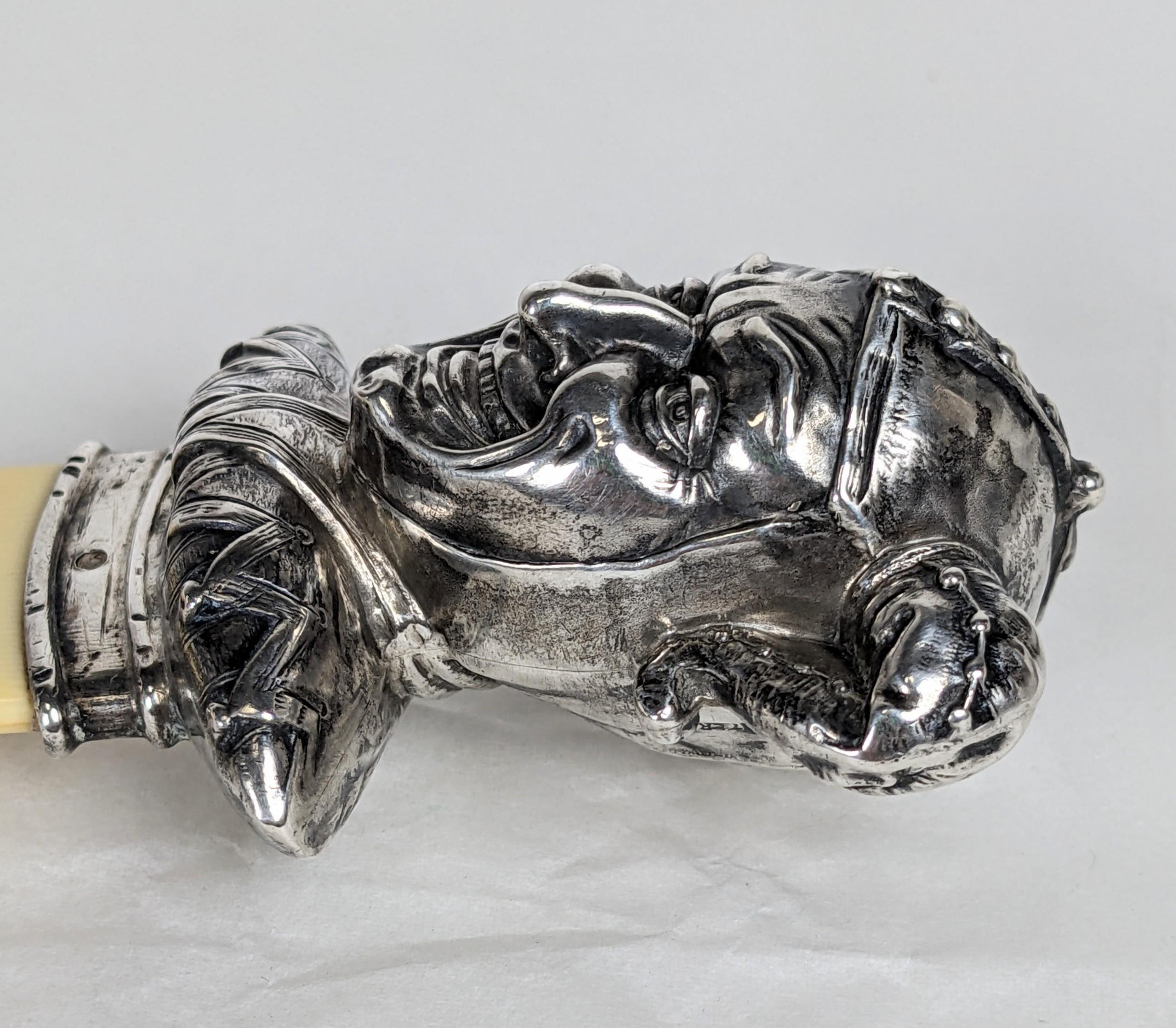 Ungewöhnlicher Brieföffner der Gebrüder Unger aus Sterling Jester im Angebot 1