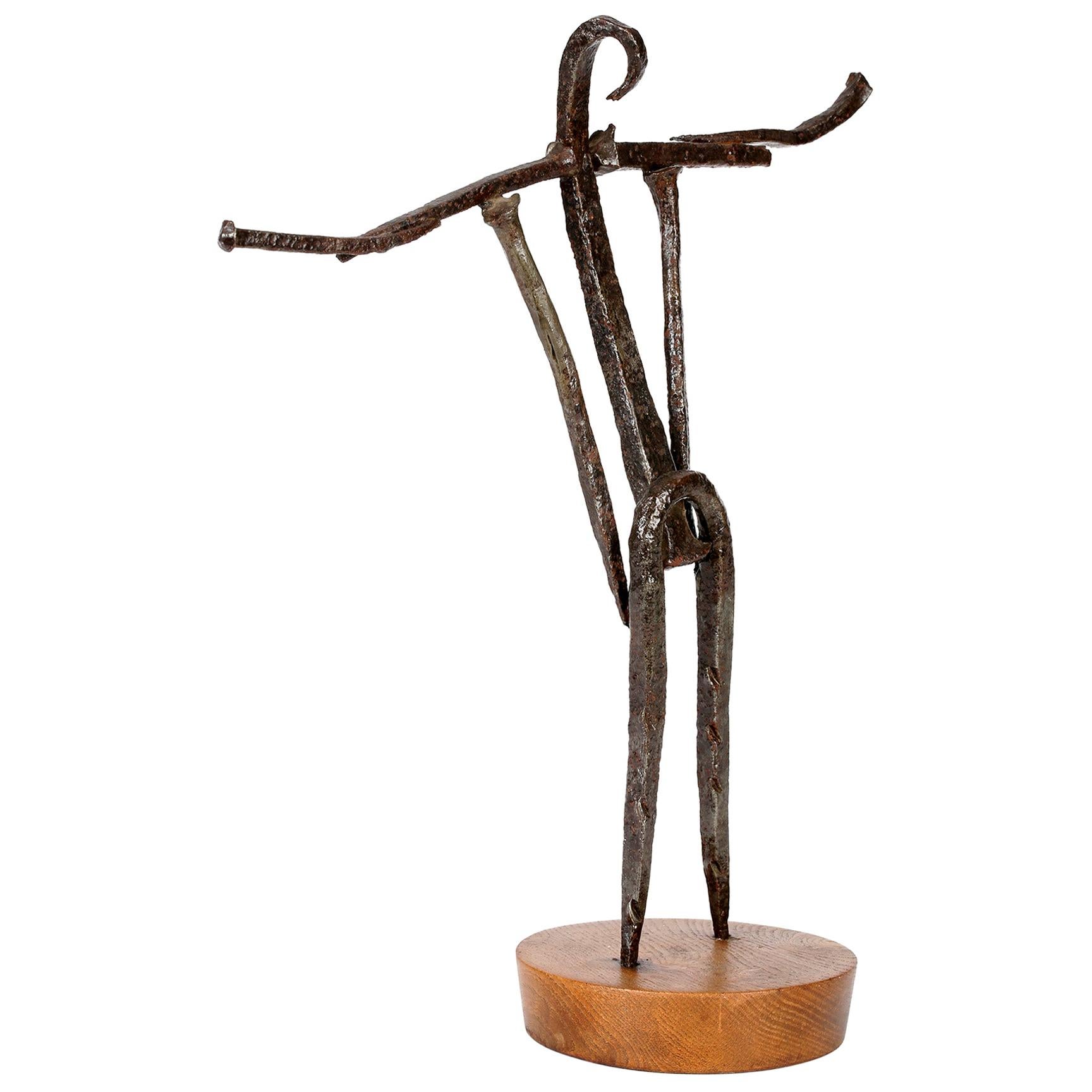 Ungewöhnliche, einzigartige, abstrakte Kruzifix-Skulptur aus Nägeln aus dem 15. Jh. im Angebot