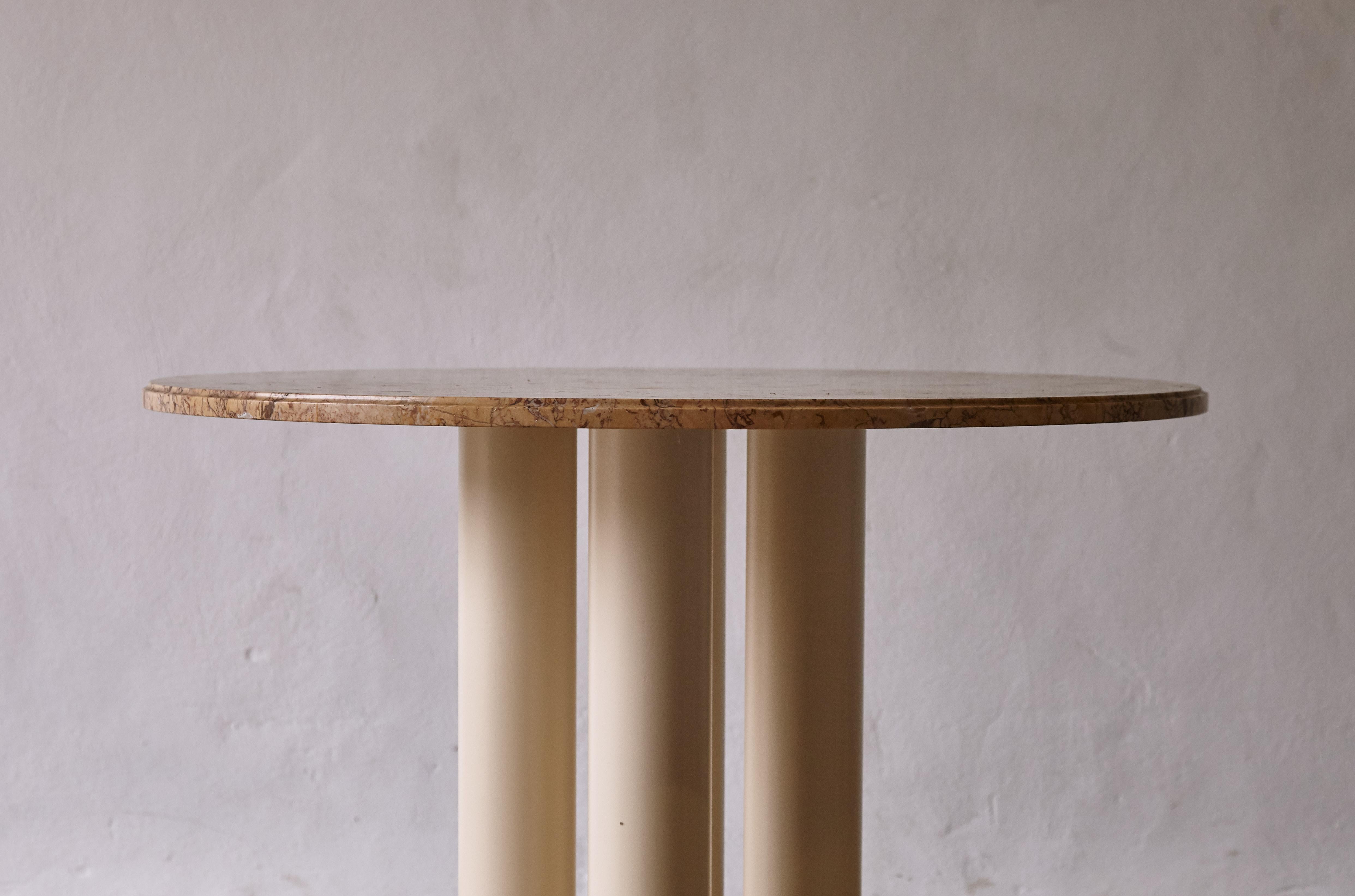 Fin du 20e siècle Table unique dans le style d'Ettore Sottsass, France, années 1970/80 en vente