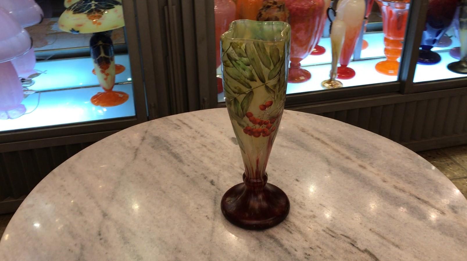 Unusual Vase, Sign: Daum Nancy France, Style: Jugendstil, Art Nouveau For Sale 10
