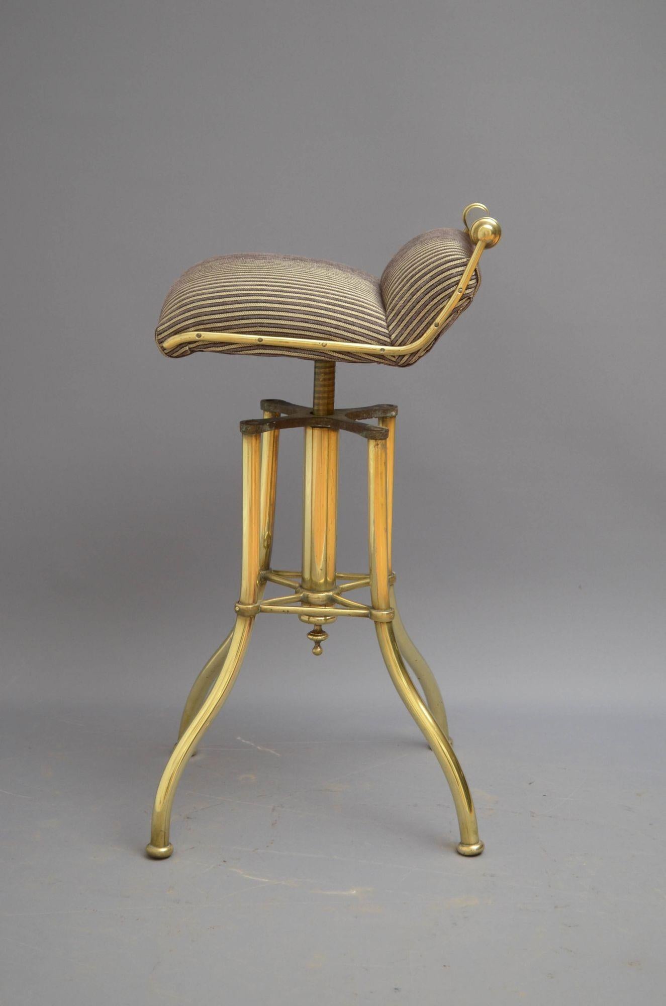 Unusual Victorian Brass Music Stool In Good Condition For Sale In Whaley Bridge, GB