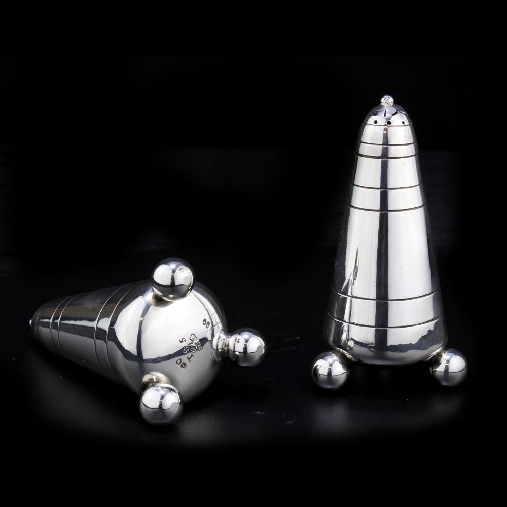 Late 19th Century Unusual Victorian Pair of Sterling Silver Salt and Pepper Shaker & Cellar, 1874