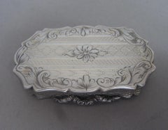 Vinaigrette inhabituelle fabriquée à Birmingham par Francis Clarke, 1848