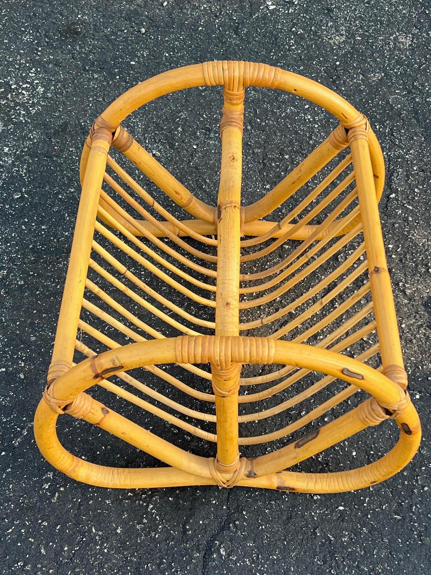 Unusual Vintage Bamboo Magazine Rack Ca' 1950's In Good Condition For Sale In St.Petersburg, FL