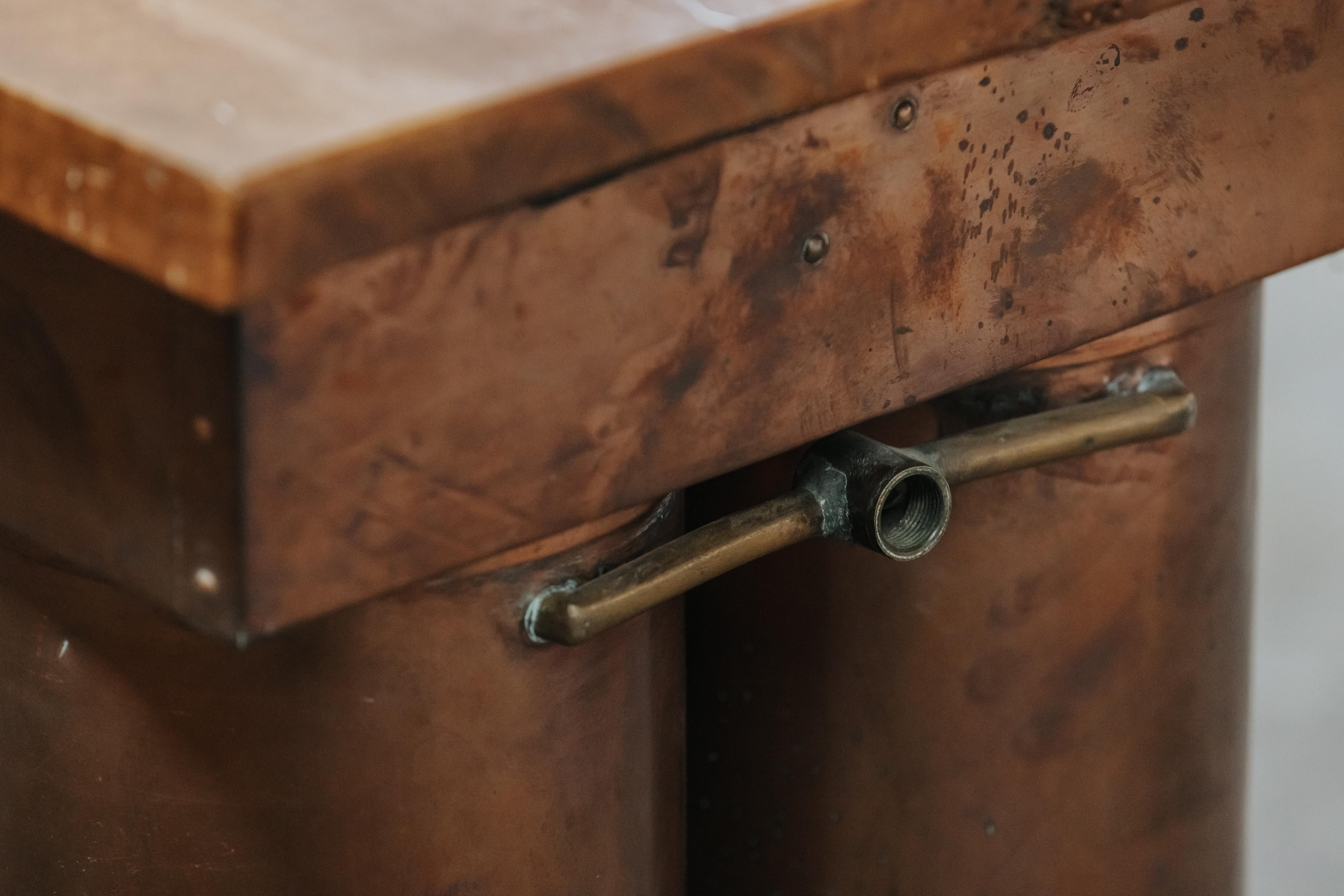 Table vintage inhabituelle de France, vers 1960 en vente 1