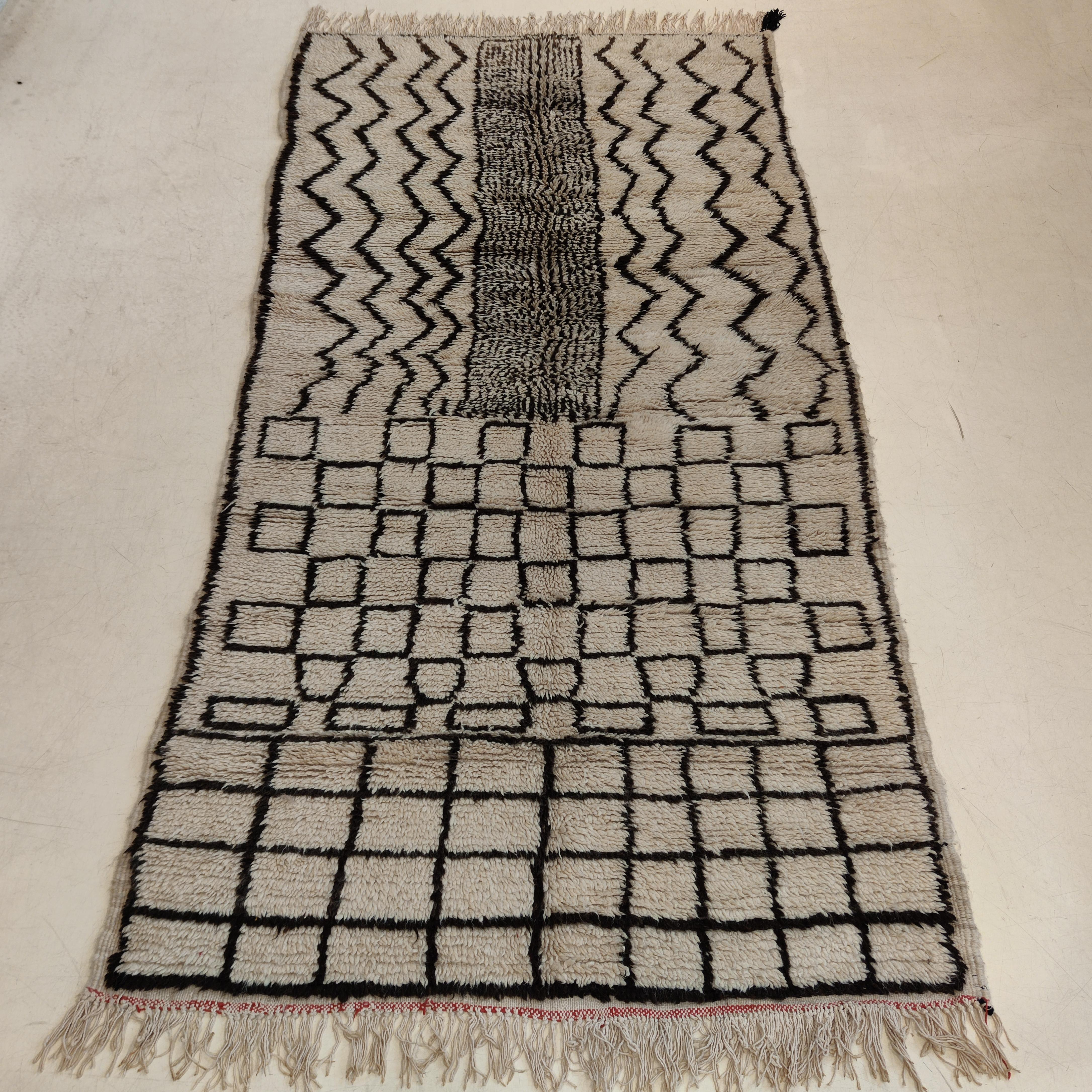 Mid-Century Modern Unusual Vintage White Ground Azilal Moroccan Berber Prayer Rug For Sale