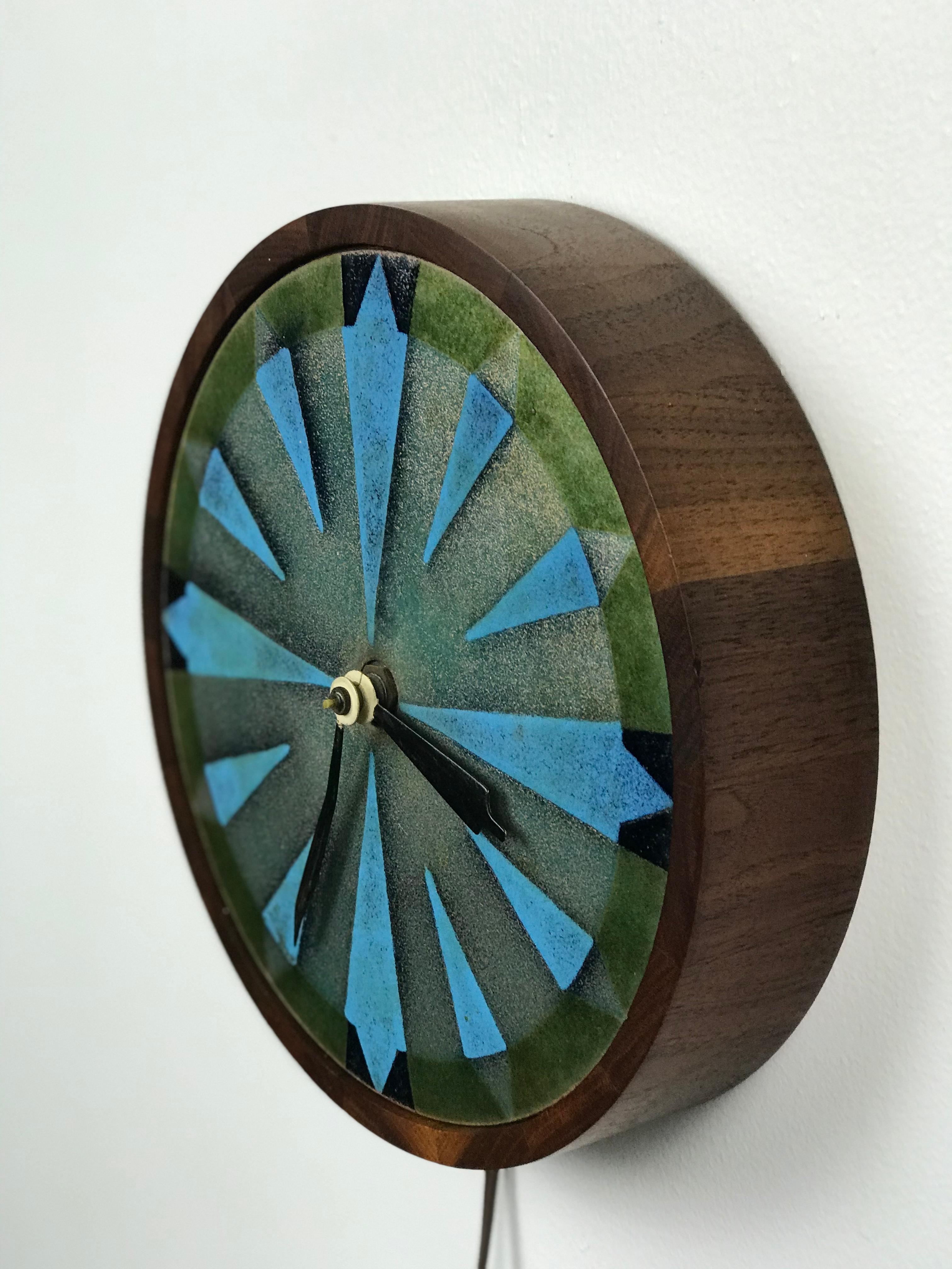 unusual wall clocks