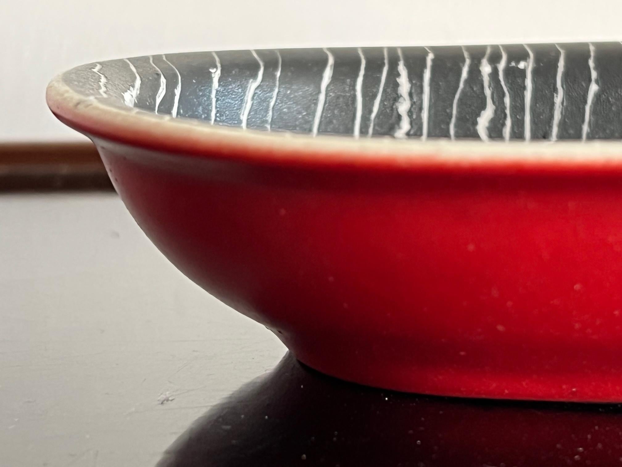 Ceramica Insolita ciotola in ceramica Waylande Gregory in vendita