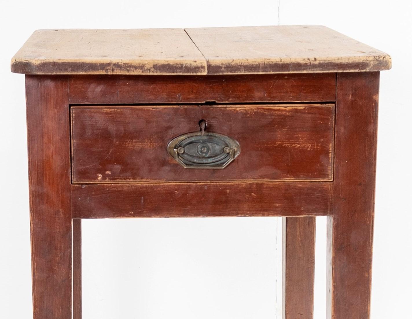 Unusual Welsh Pine Hall Occasional Table Desk with Single Drawer Circa 1890 For Sale 4