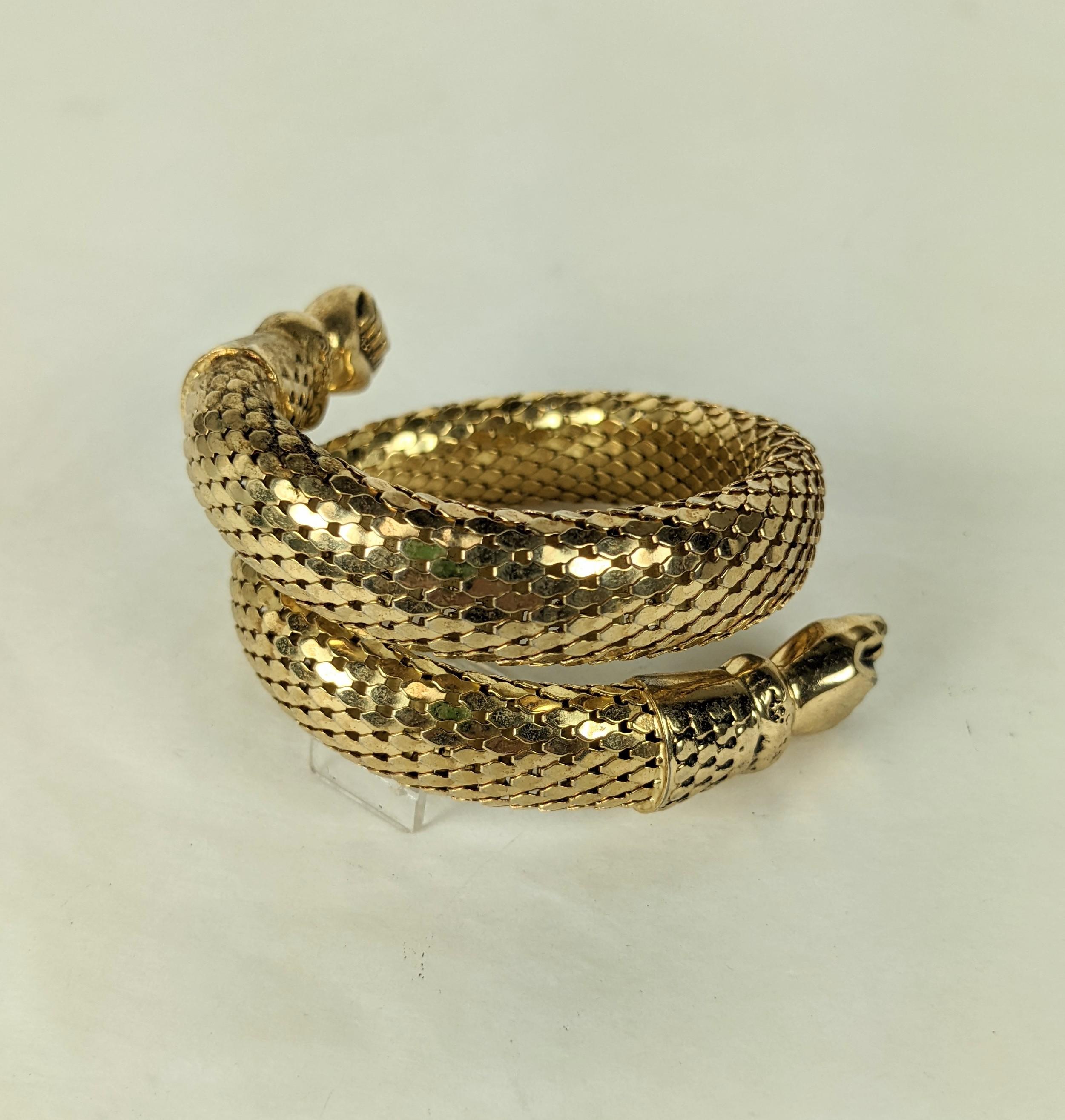 Unusual Whiting Davis Victorian Hands Clamper In Good Condition For Sale In New York, NY