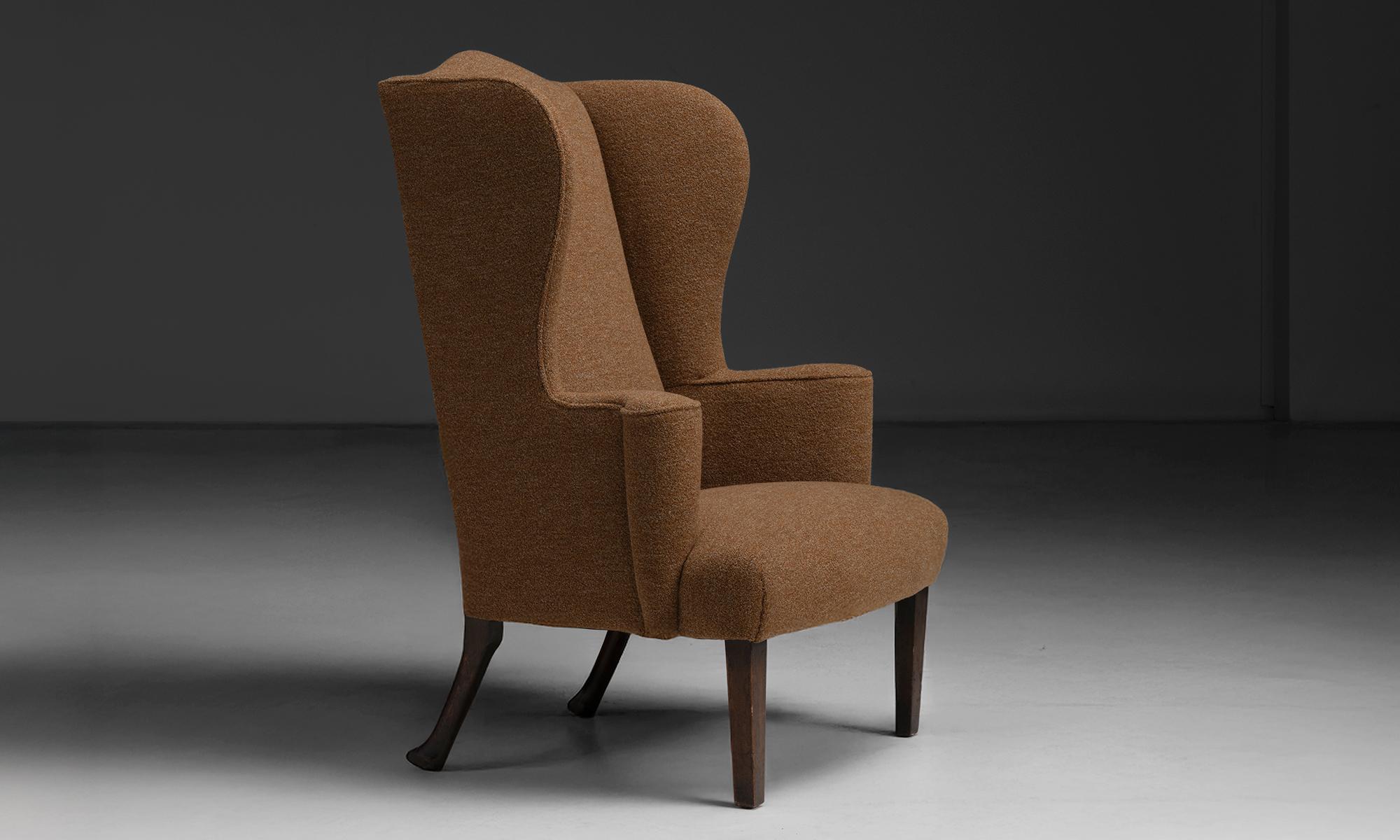 Inizio XX secolo Unusual Wingback Armchair in Wool, England circa 1900 in vendita