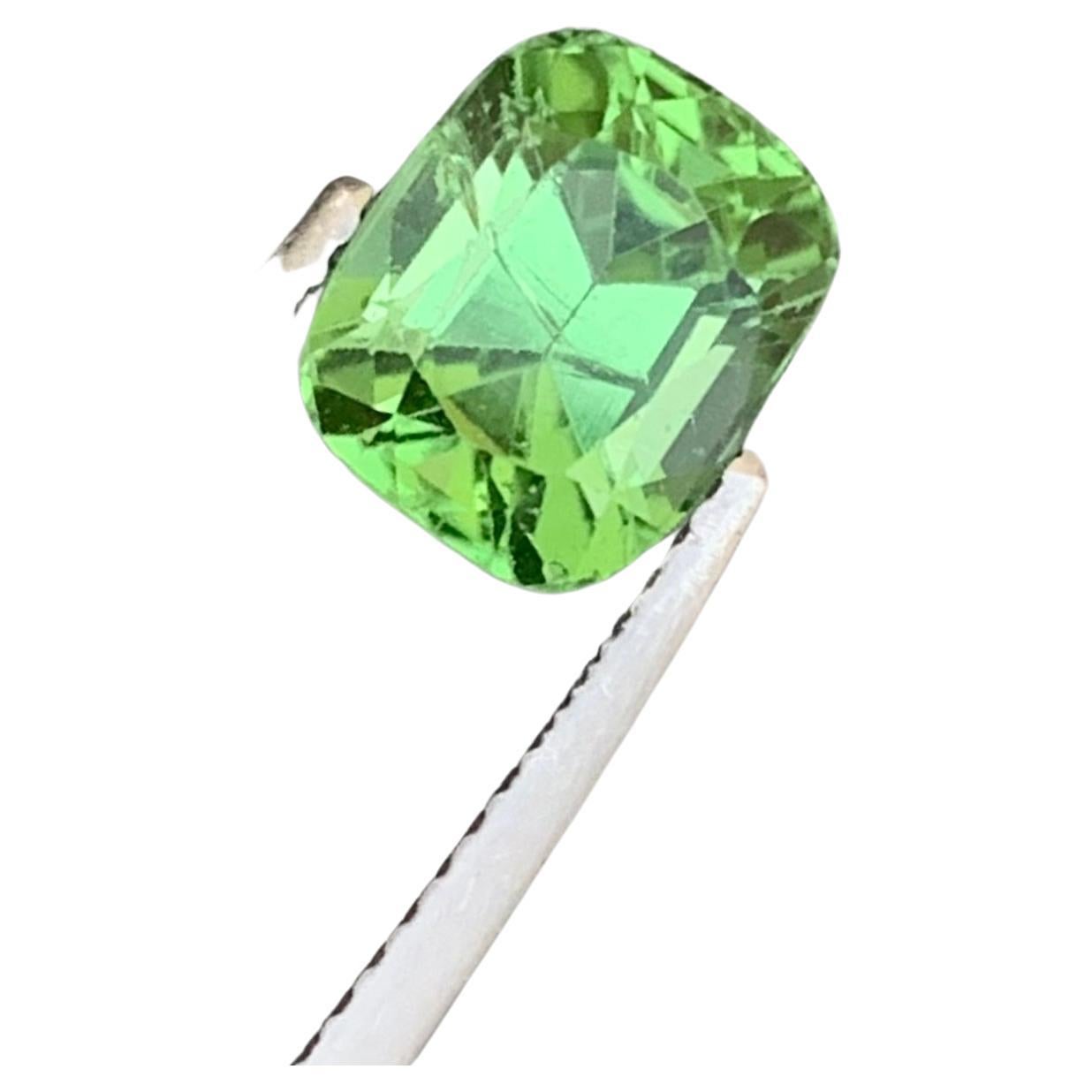Unveiling Tranquility 2.50 Carats of Exquisite Loose Mintgreen Tourmaline For Sale