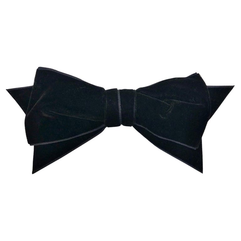 Unwore Chanel Black Velvet Bow Tie Brooch  For Sale