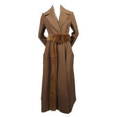 unworn 2014 CELINE fitted camel wool gabardine runway coat with mink fur belt