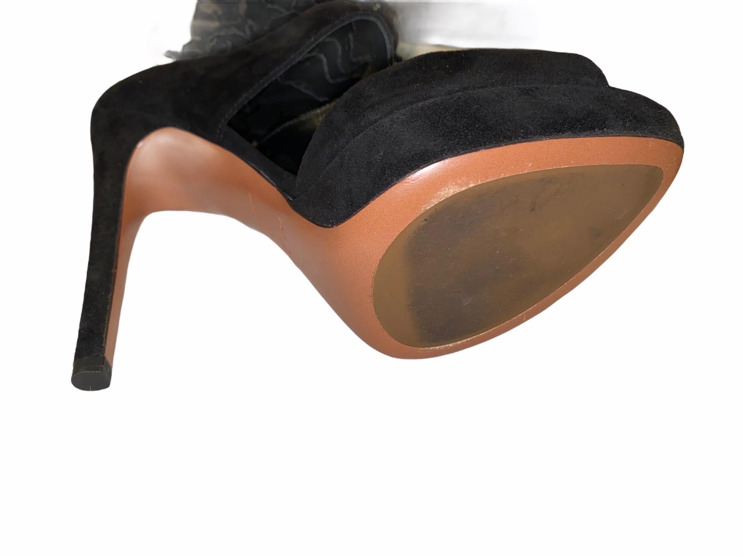 UNWORN Alaia Black Suede Ruffle Platform Ankle Sandals High Heels 38 For Sale 1