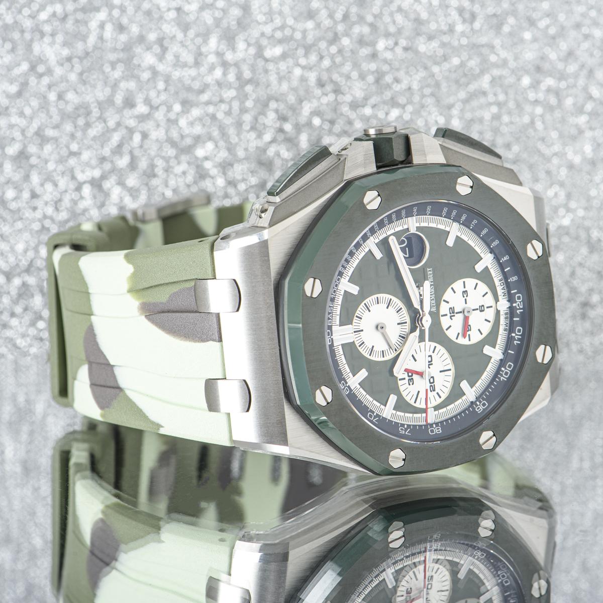 Ungetragene Audemars Piguet Royal Oak Offshore Green Camouflage 26400SO.OO.A055CA.01 Herren