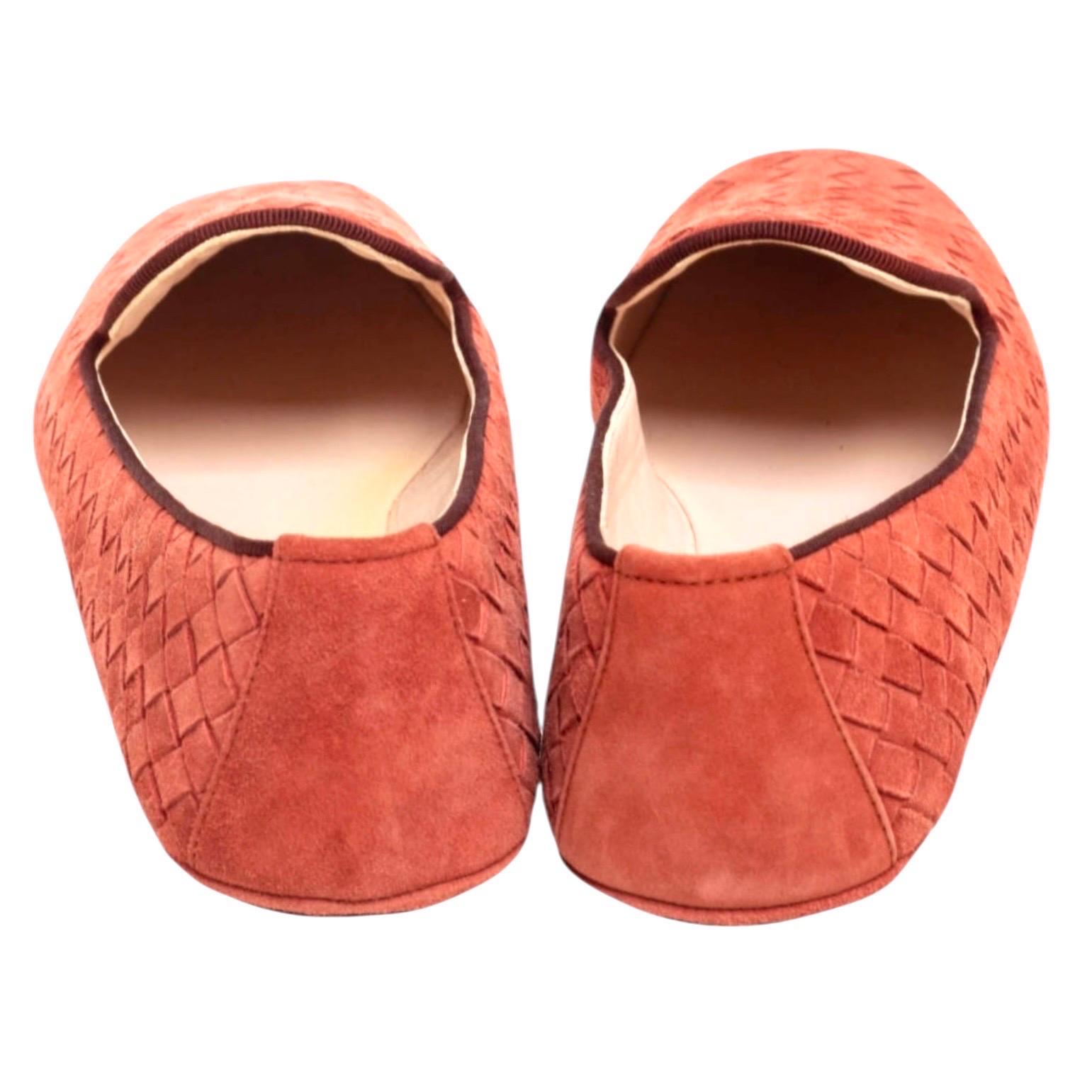 SIN VENDER Bottega Veneta Zapatillas de ante Intrecciato Mocasines Mocasines 39 en Excelente estado para la venta en Switzerland, CH