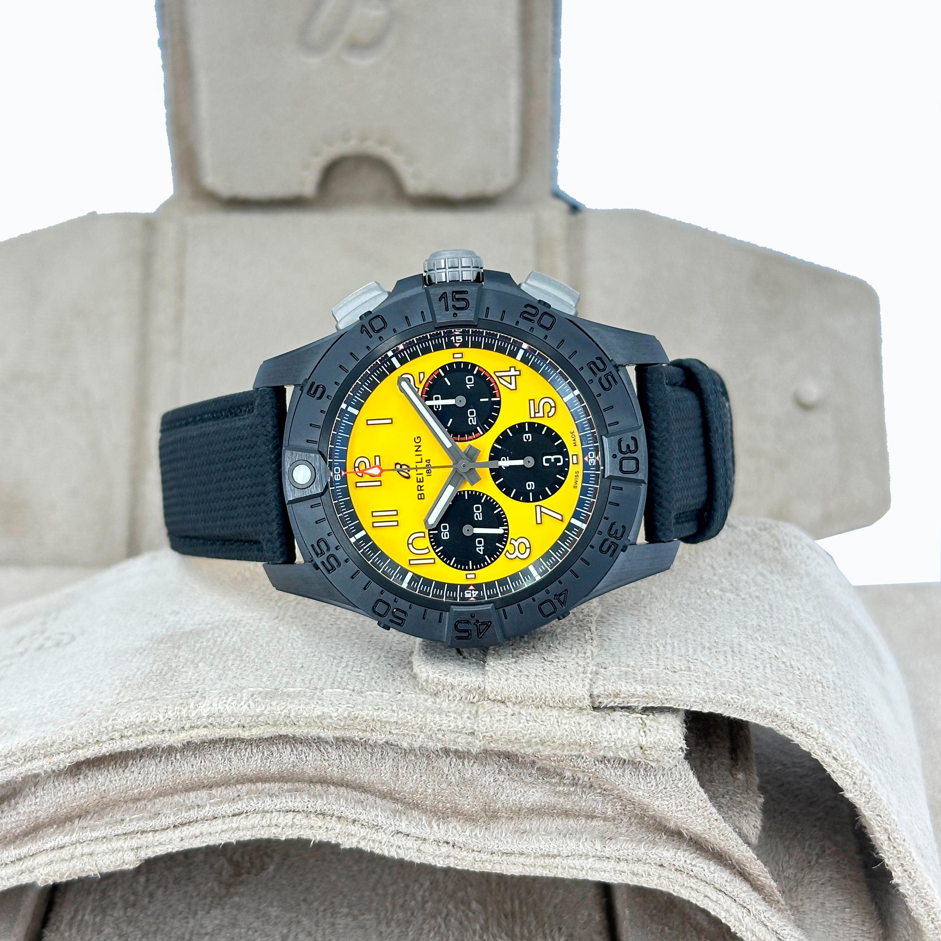 Breitling Avenger non indossato, referenza SB0147101I1X2, set completo, 2025 in vendita 6