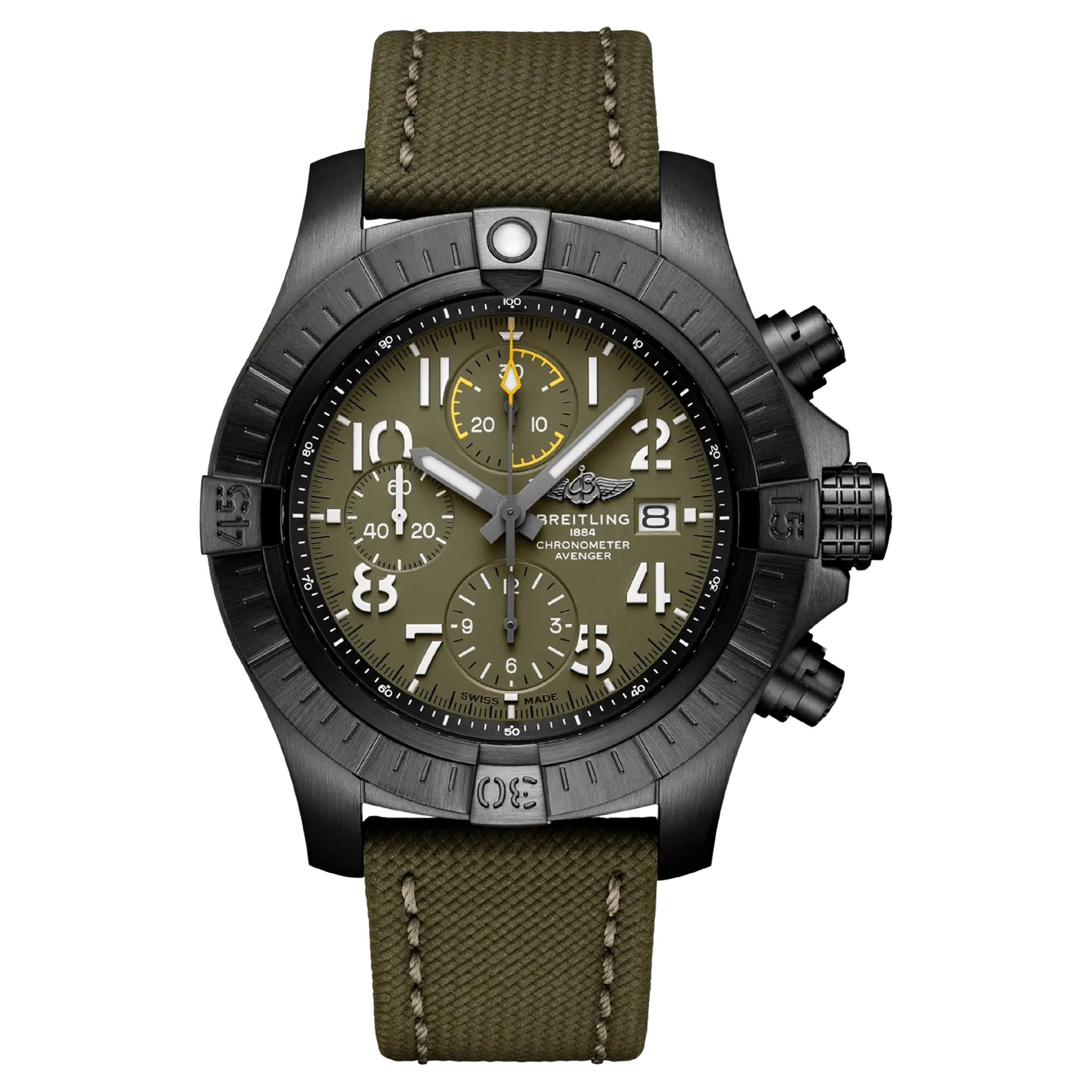 Breitling Avenger non indossato, referenza n. V13317101L1X2, set completo, 2025