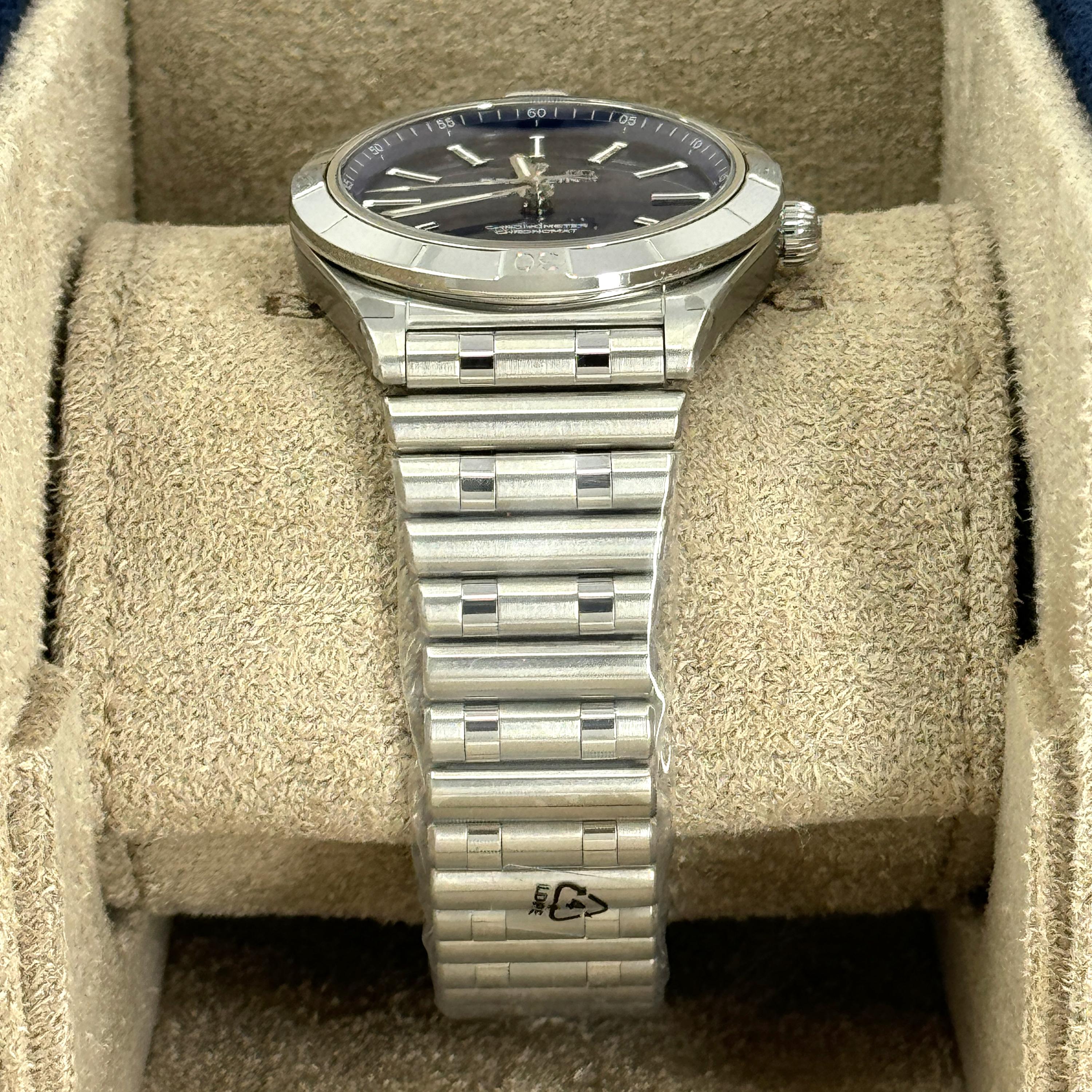 Women's or Men's Unworn Breitling Chronomat Reference# A10380101C1A1, Complete set, 2025 For Sale